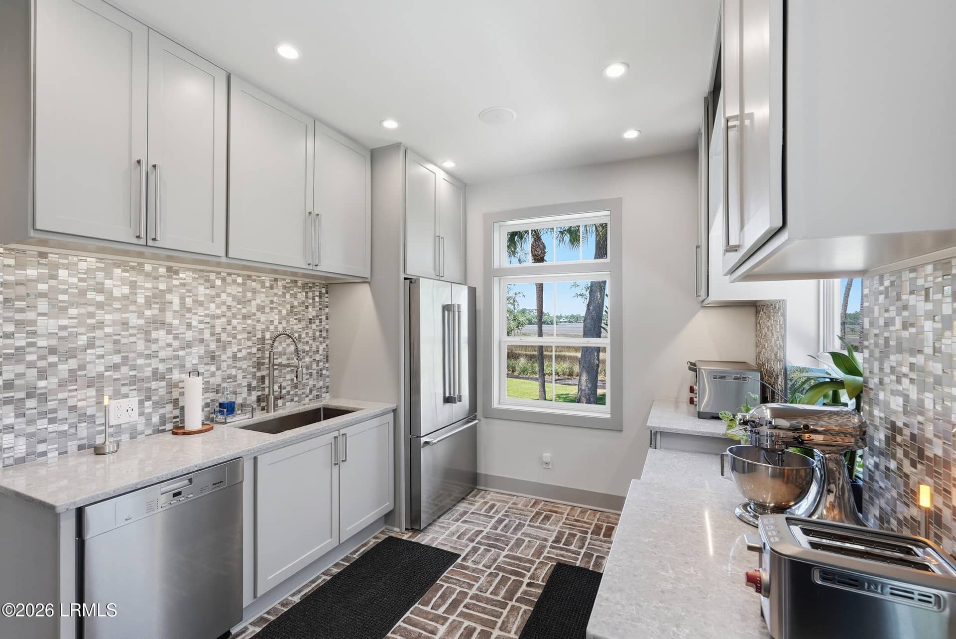 7 Peninsula Drive, Hilton Head Island, SC 29926 — photo 29 of 98