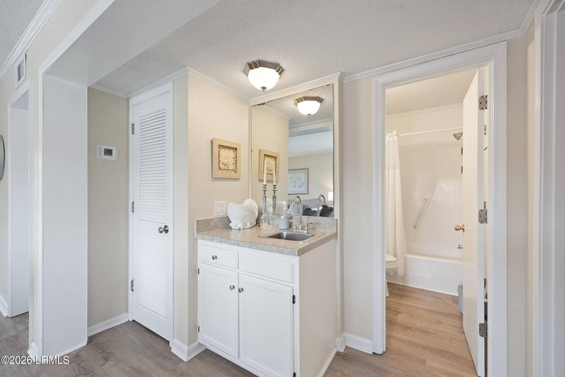 40 Folly Field Road E24, Hilton Head Island, SC 29928 — photo 11 of 42