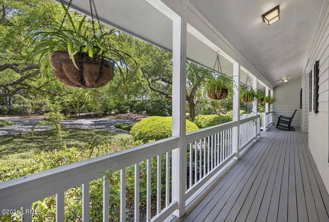 111 Fort Walker Drive, Hilton Head Island, SC 29928 — photo 6 of 51