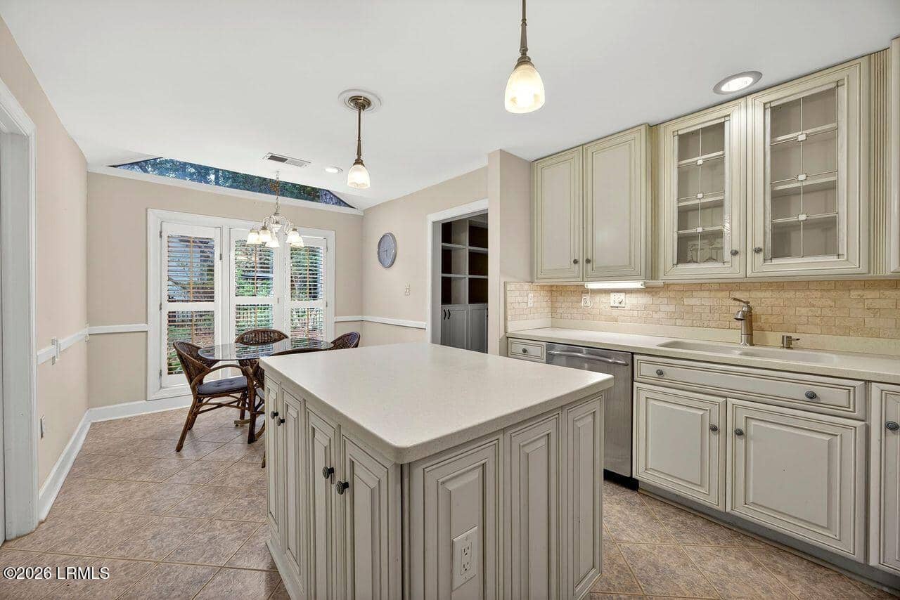 211 White Oaks Circle, Bluffton, SC 29910 — photo 4 of 28