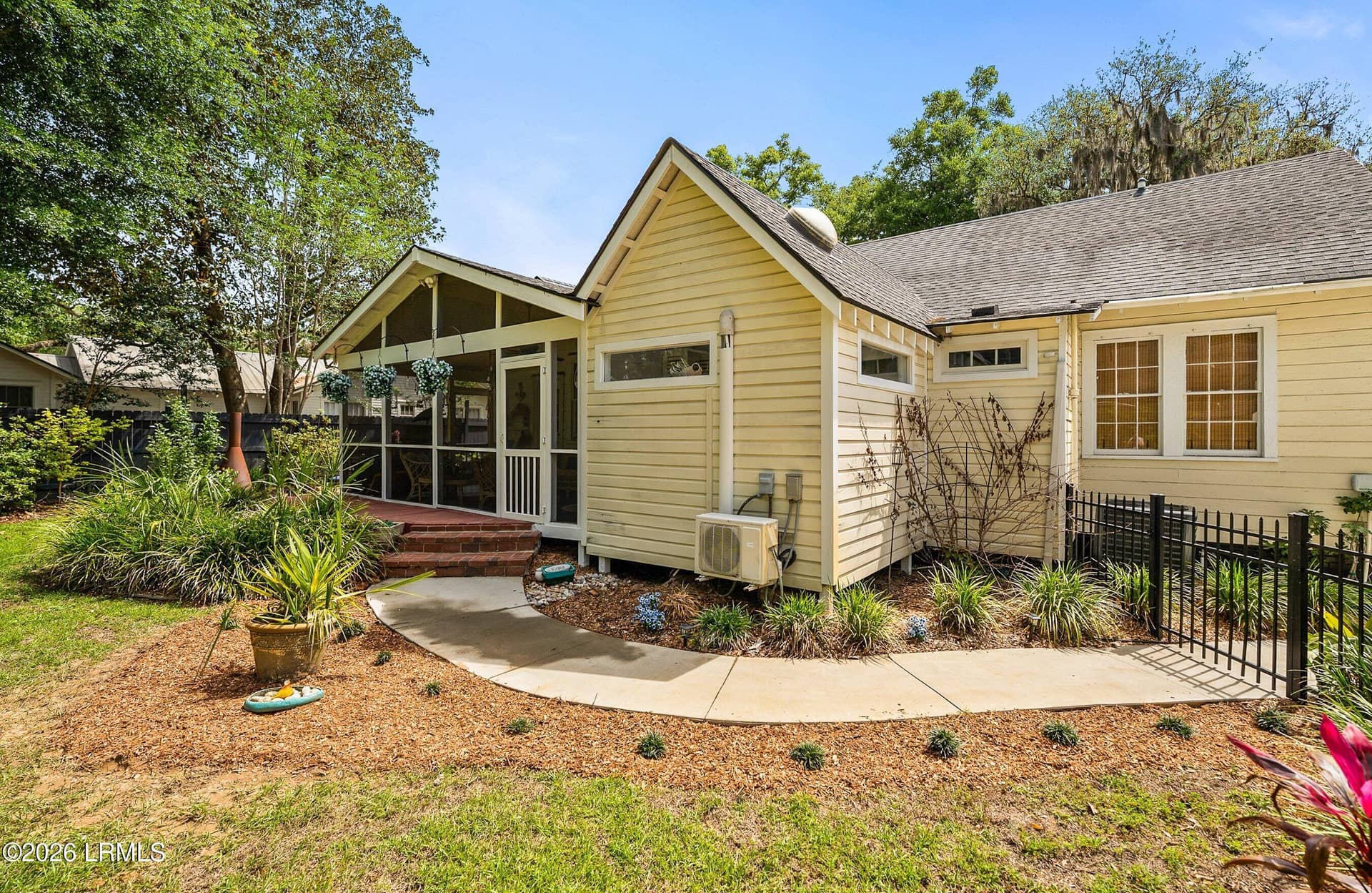 510 Ribaut Road, Beaufort, SC 29902 — photo 57 of 77