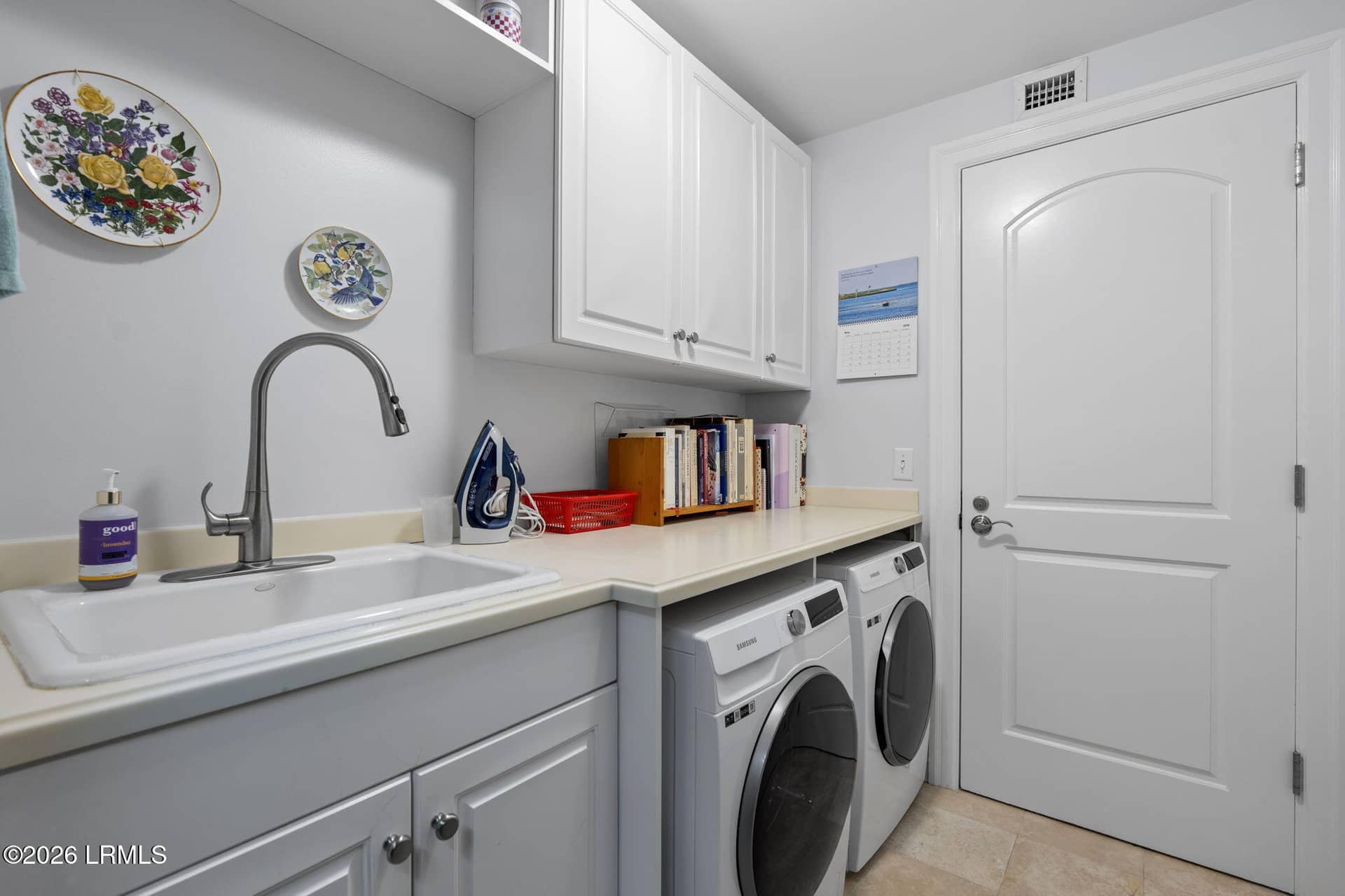 125 S Shore Drive 1101, Hilton Head Island, SC 29928 — photo 25 of 37
