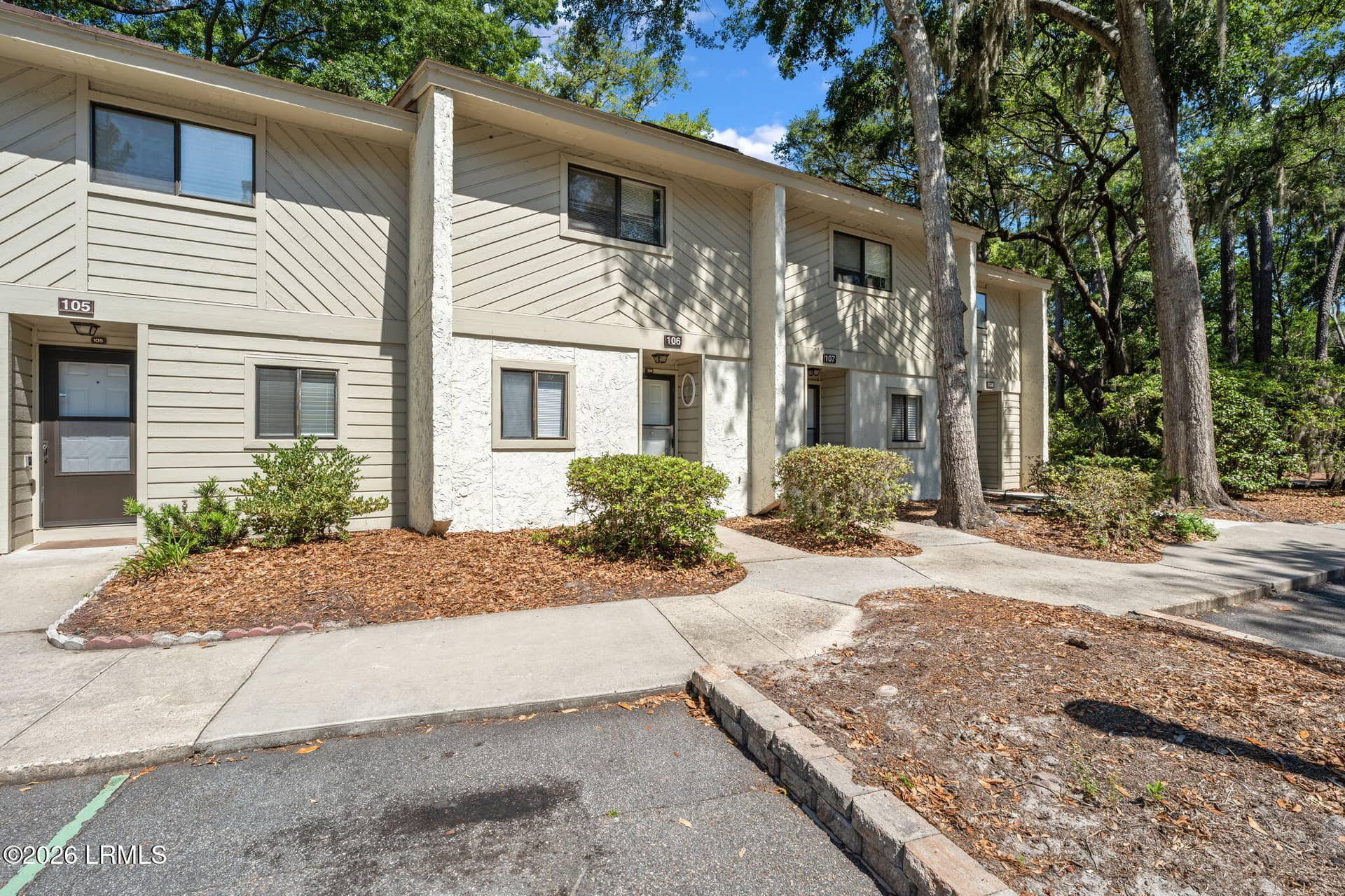96 Mathews Drive 106, Hilton Head Island, SC 29926 — photo 2 of 24