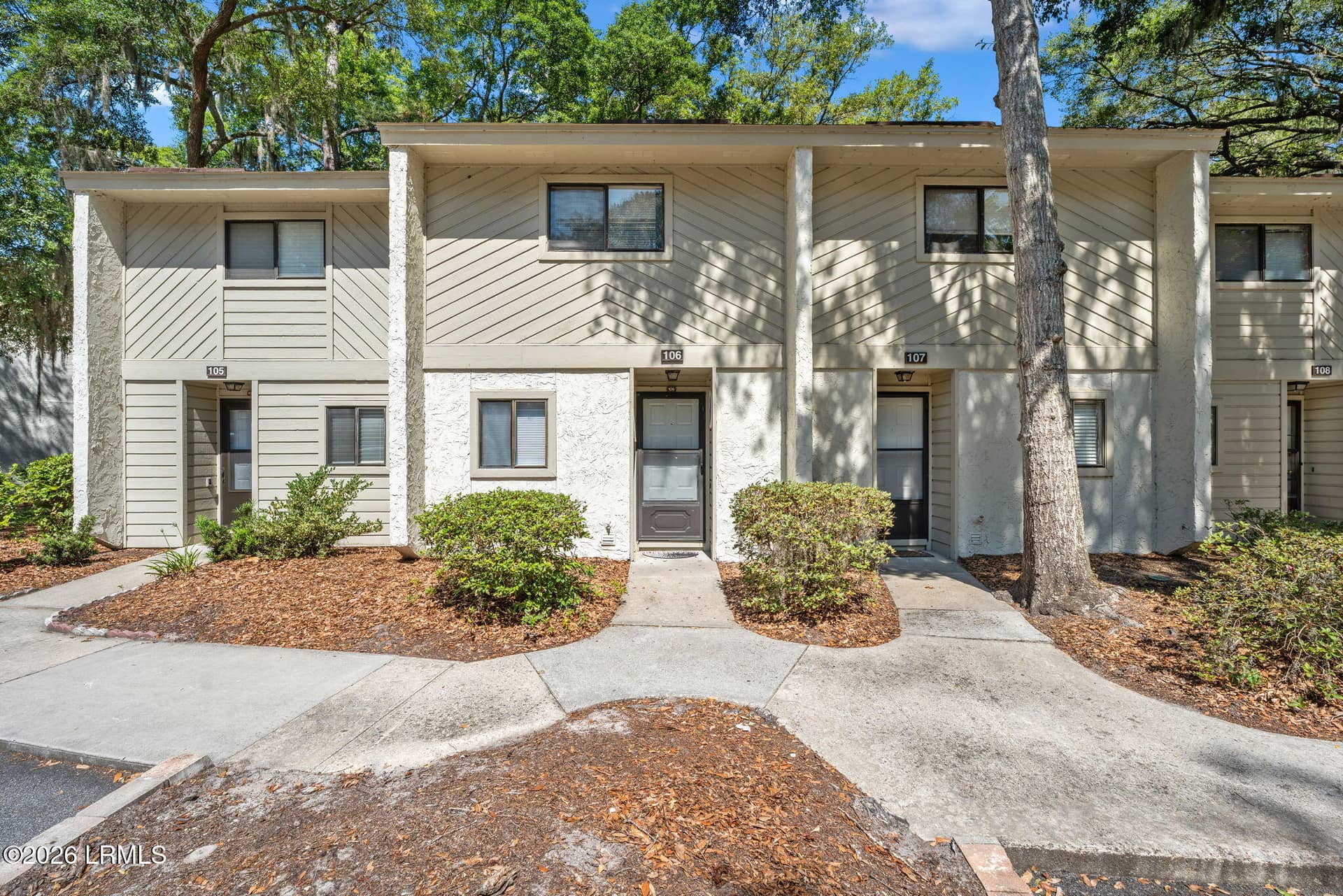 96 Mathews Drive 106, Hilton Head Island, SC 29926 — listing photo