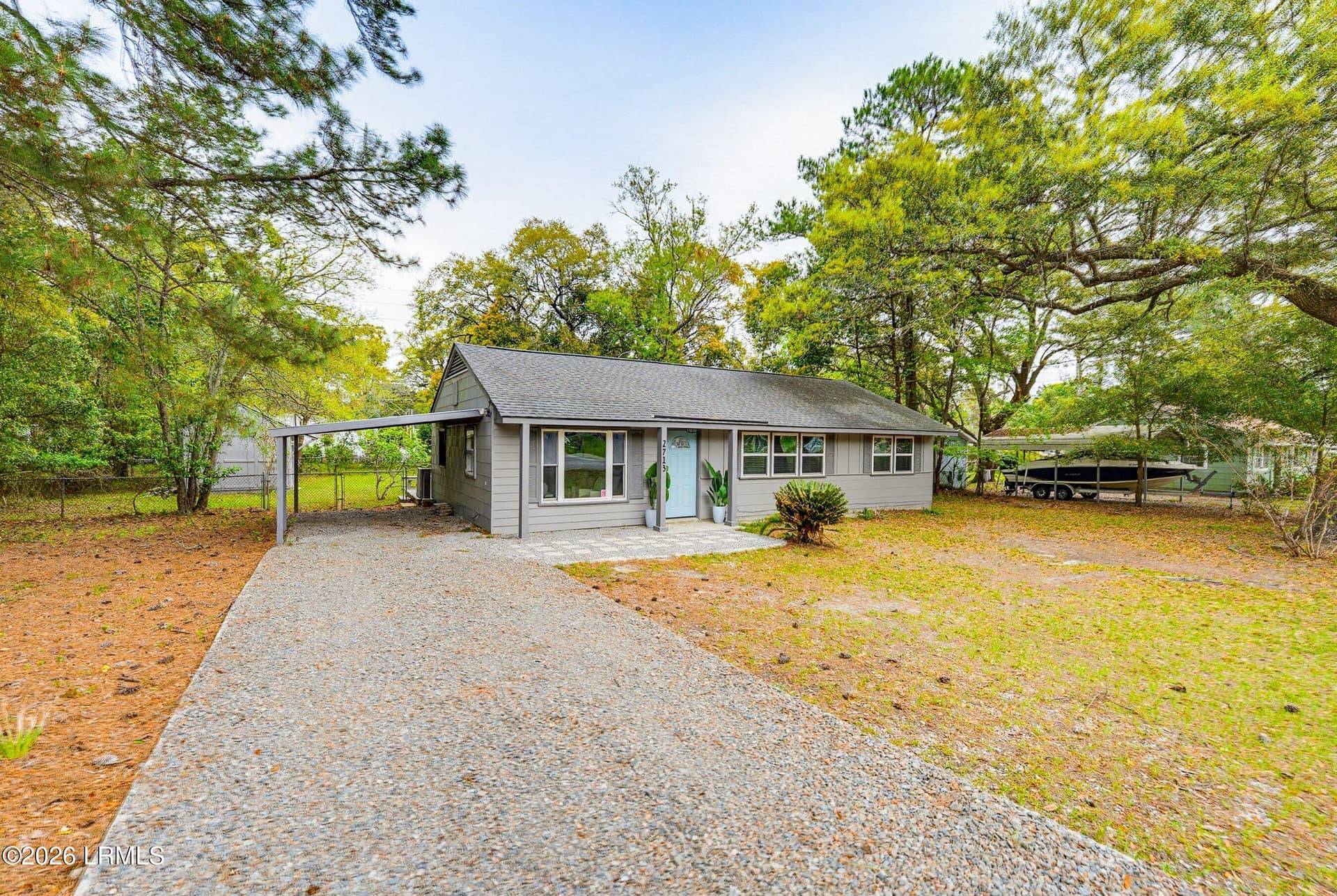 2713 Jones Avenue, Beaufort, SC 29902 — photo 5 of 36