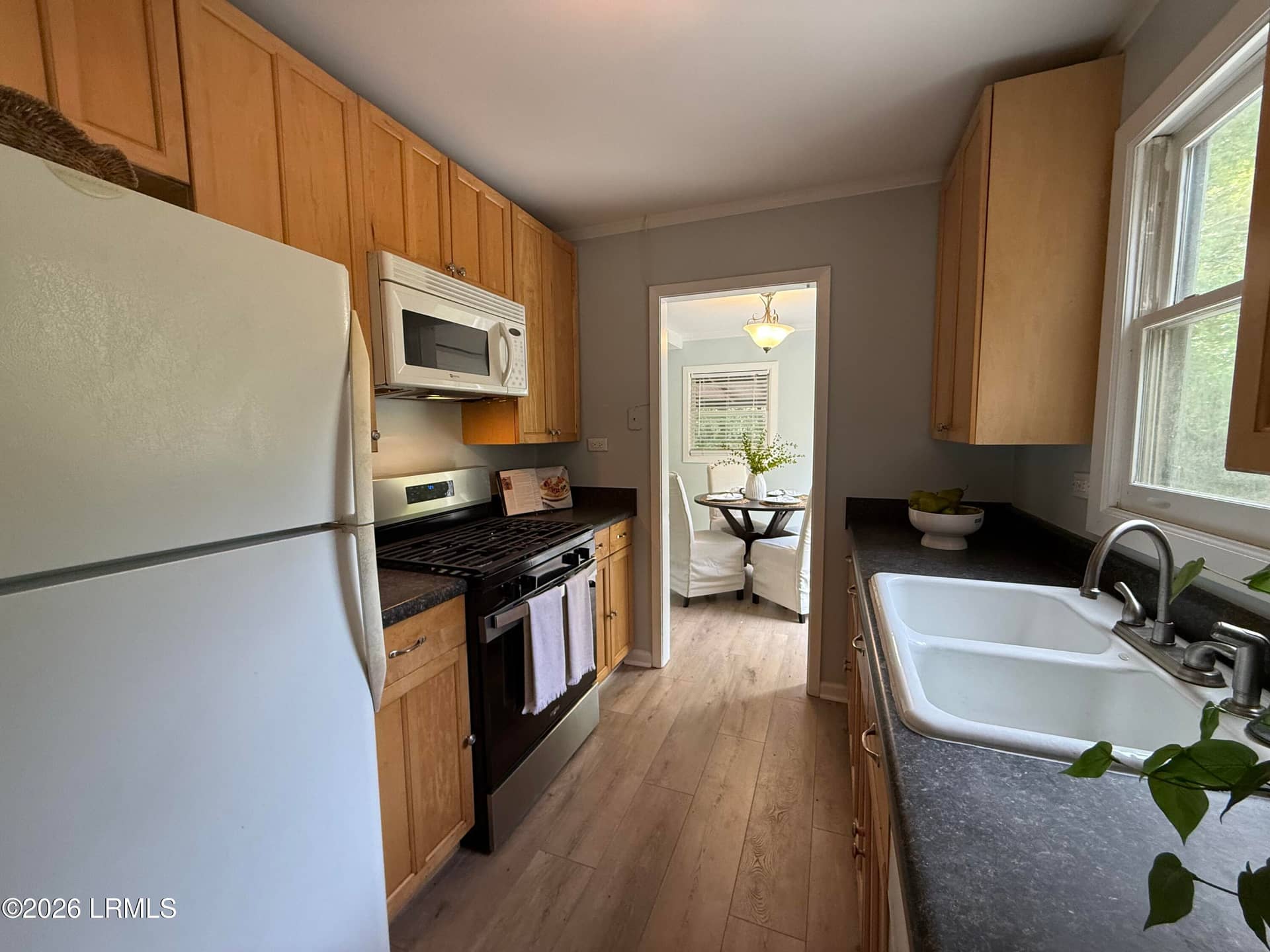 2713 Jones Avenue, Beaufort, SC 29902 — photo 15 of 36