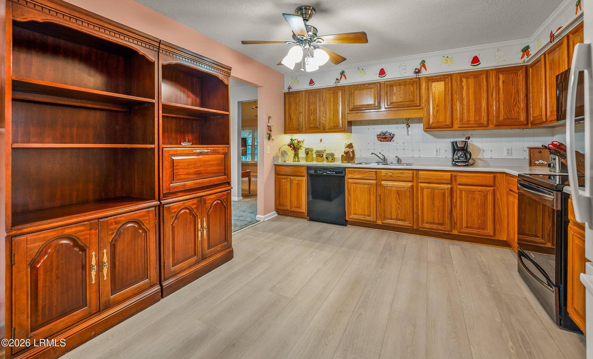 156 Middle Road, Beaufort, SC 29907 — photo 11 of 35