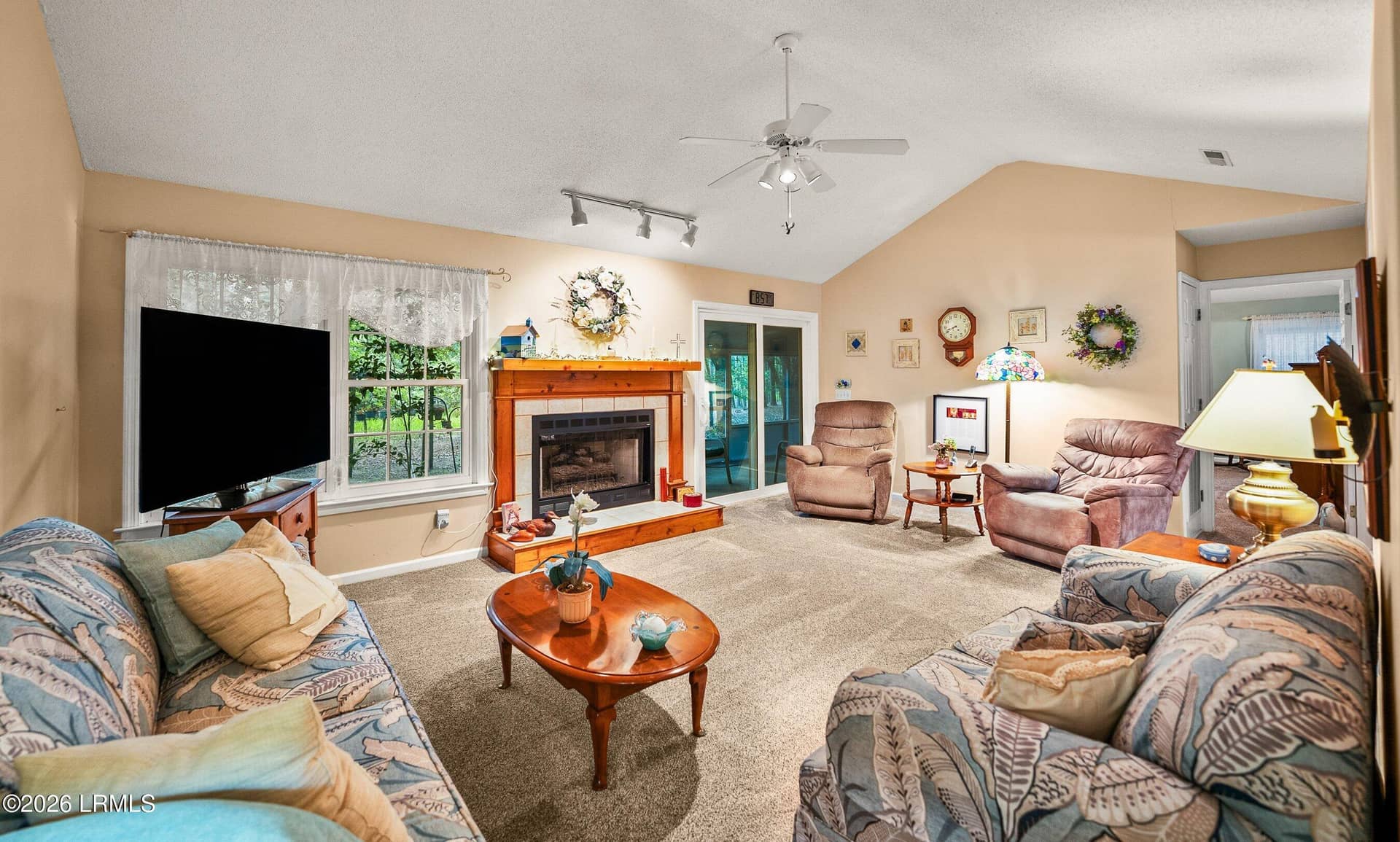 156 Middle Road, Beaufort, SC 29907 — photo 7 of 35
