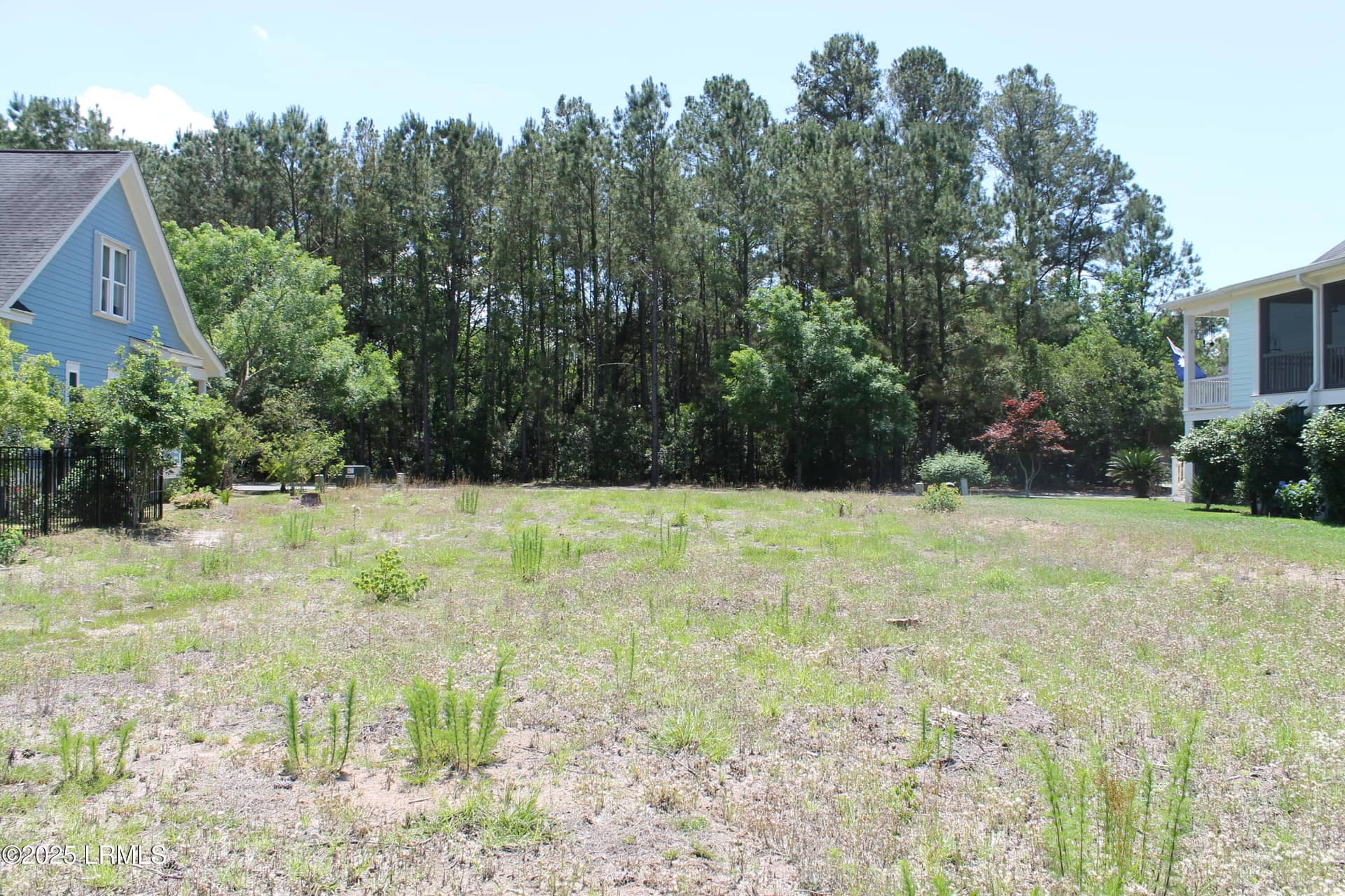 2238 B.E. Wheatley, Beaufort, SC 29902 — photo 3 of 8