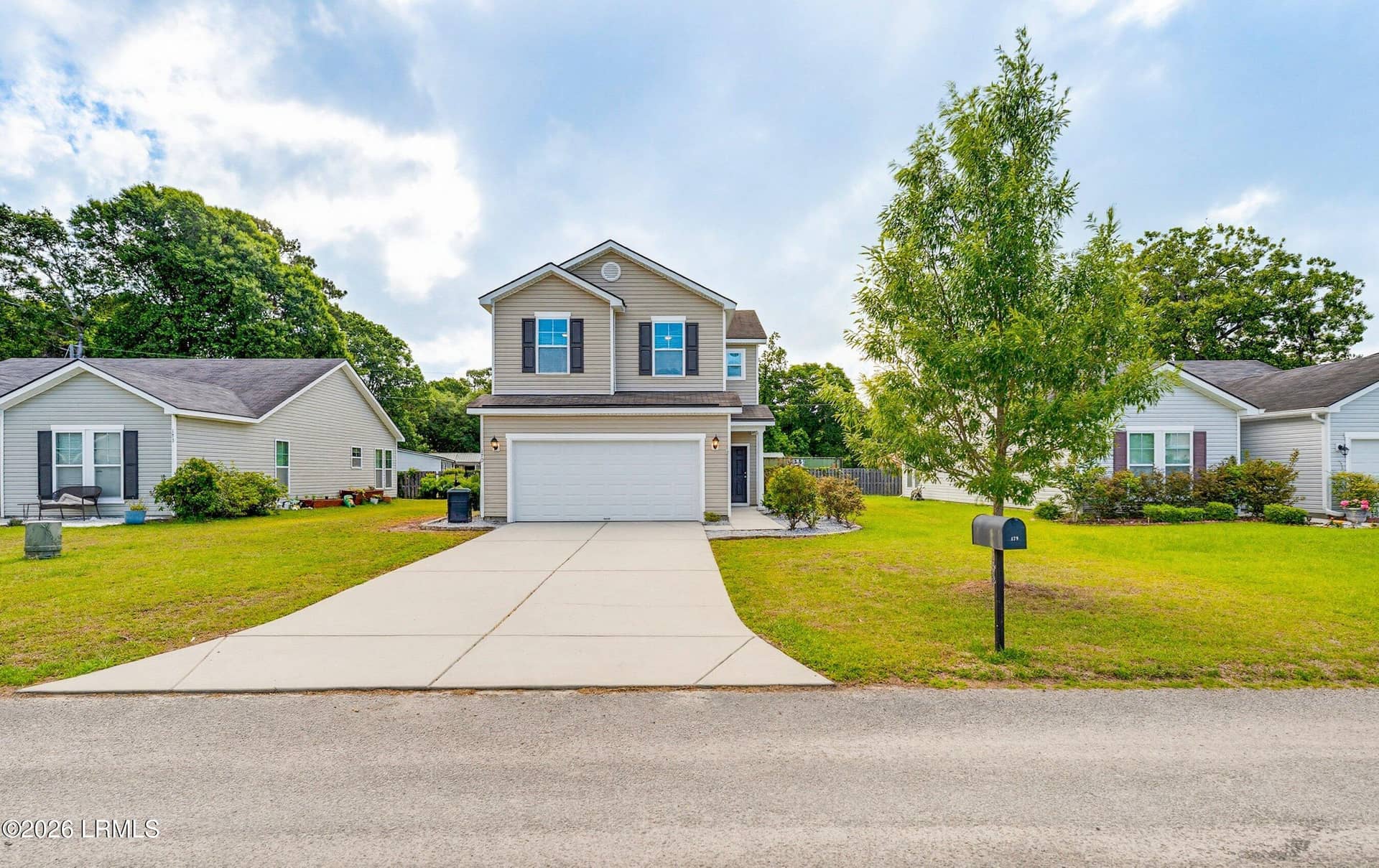 179 Okatie Park Circle E, Ridgeland, SC 29936 — photo 3 of 44