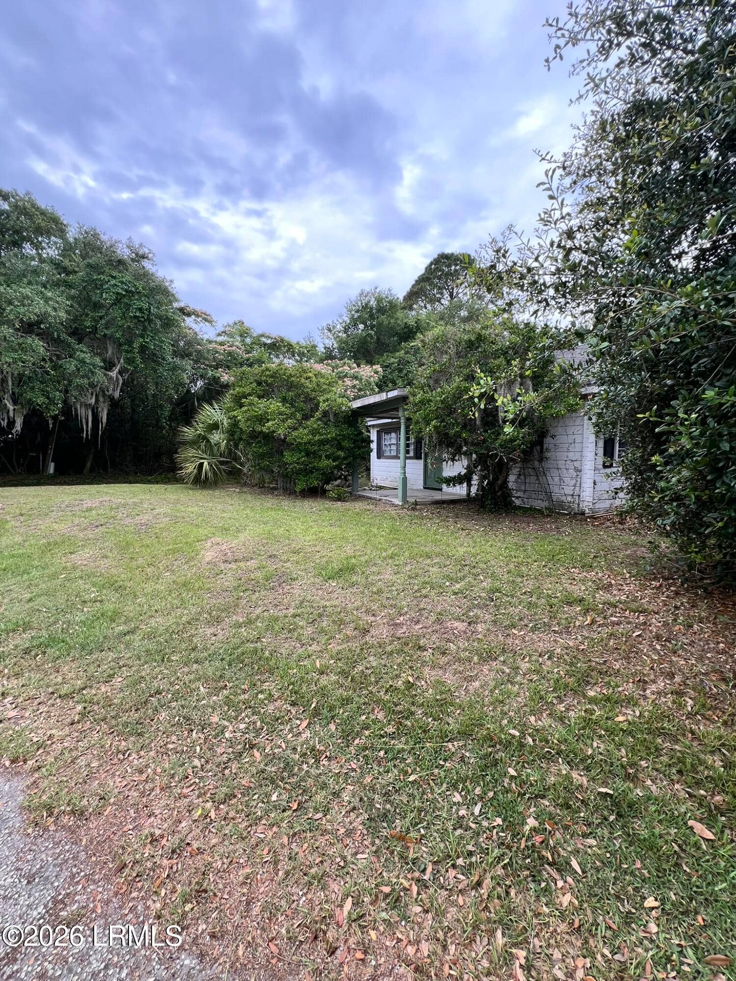 405 Waight Street, Beaufort, SC 29902 — photo 5 of 17