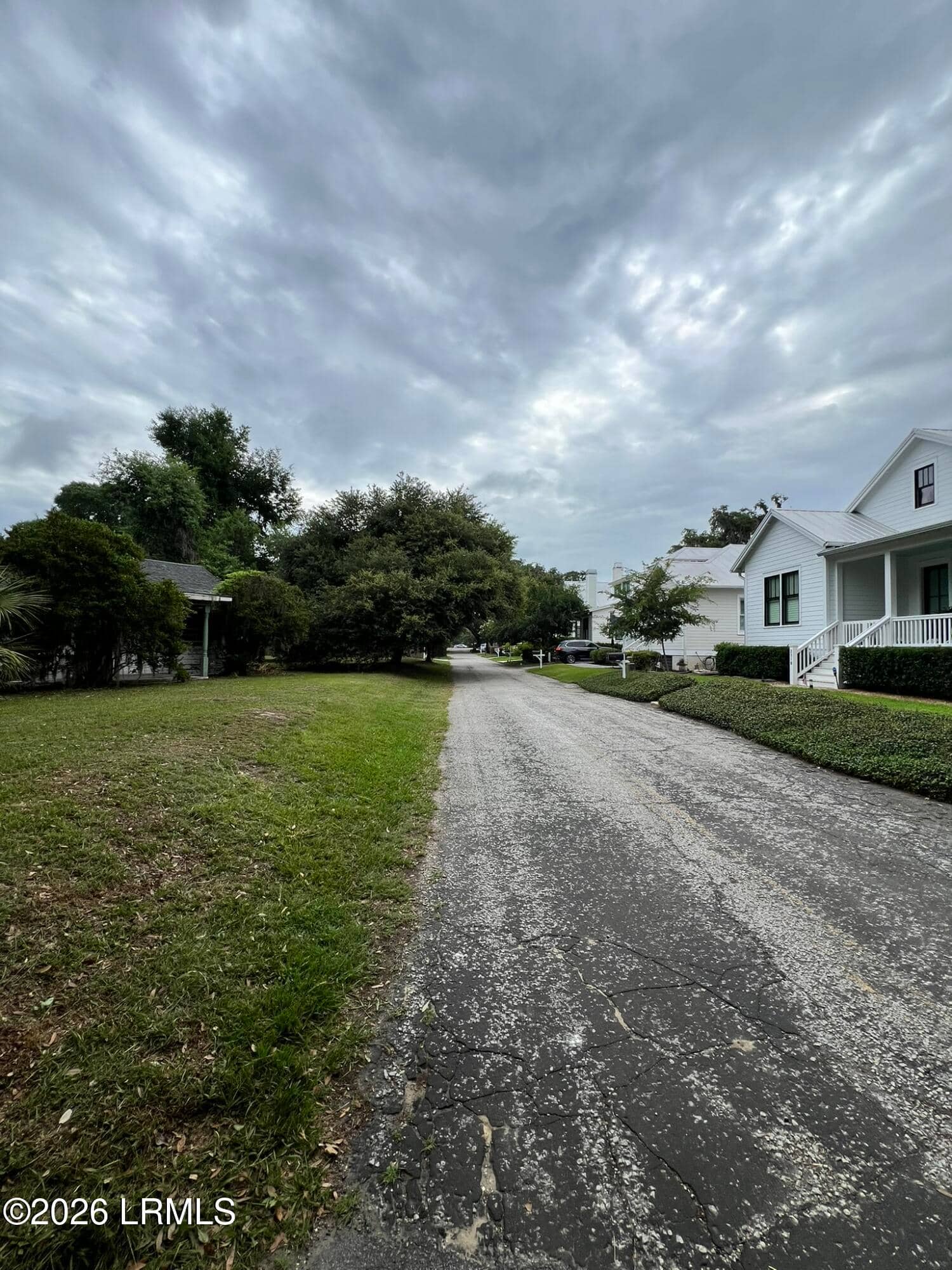 405 Waight Street, Beaufort, SC 29902 — photo 14 of 17