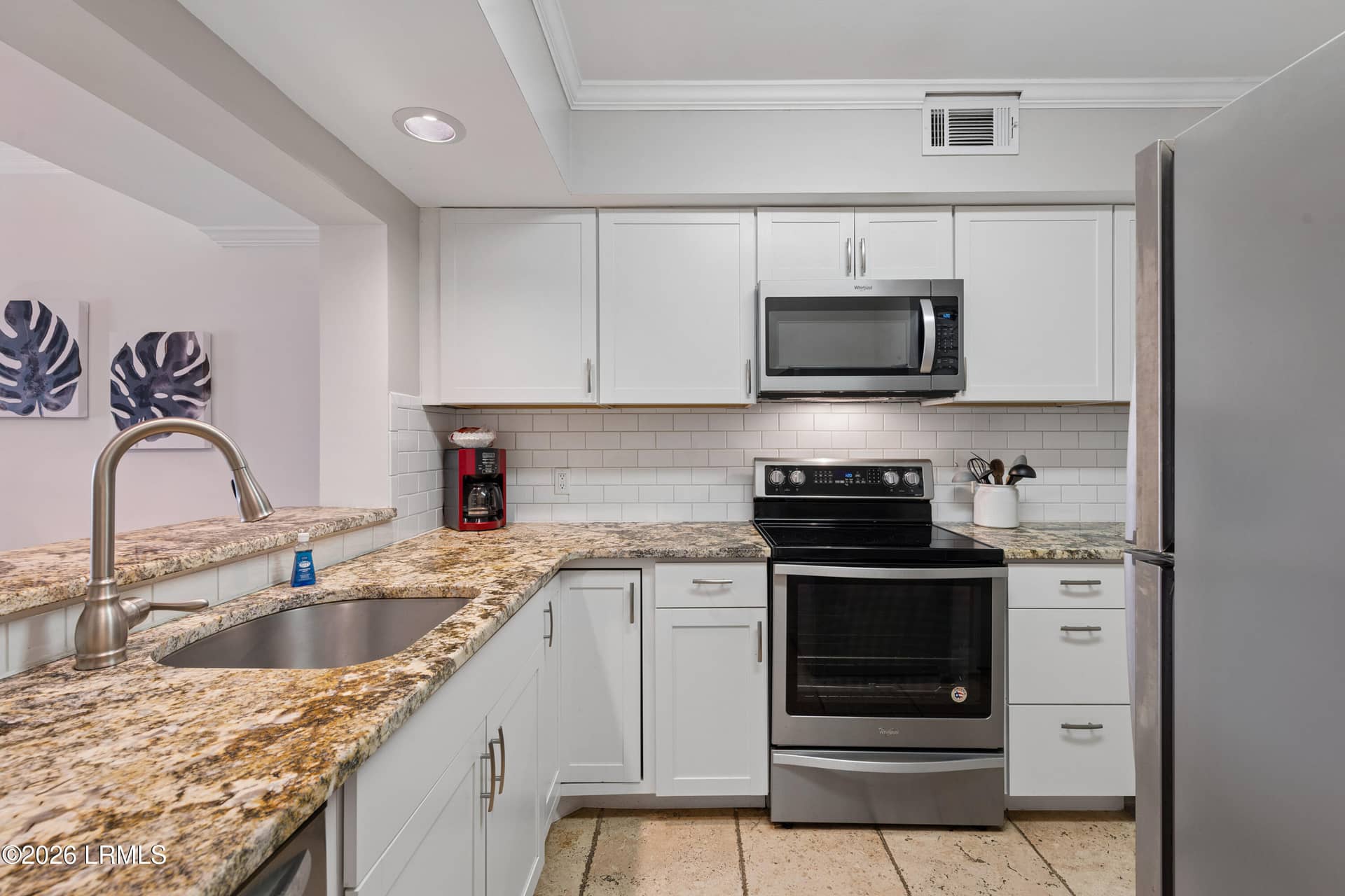 21 S Forest Beach Drive 231, Hilton Head Island, SC 29928 — photo 16 of 39