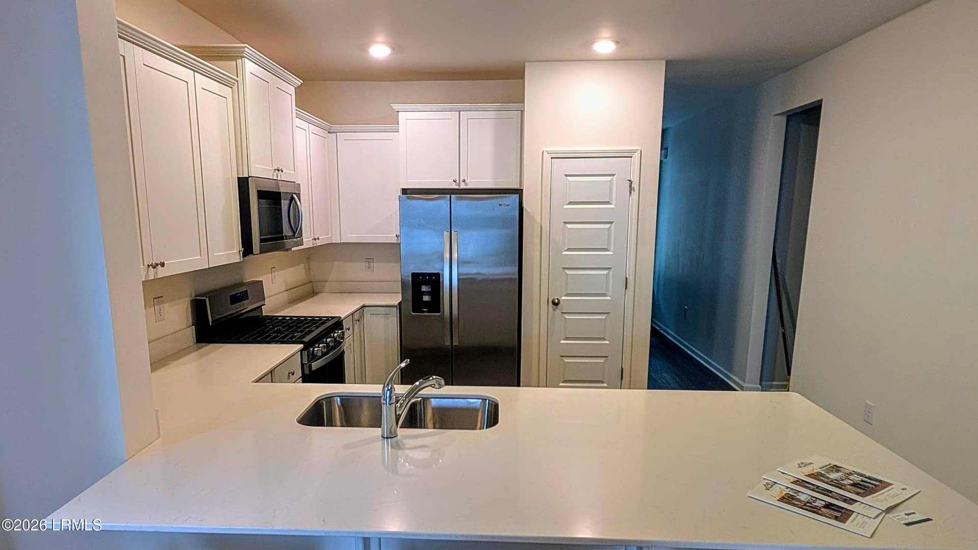 158 Baynard Road, Beaufort, SC 29906 — photo 8 of 24