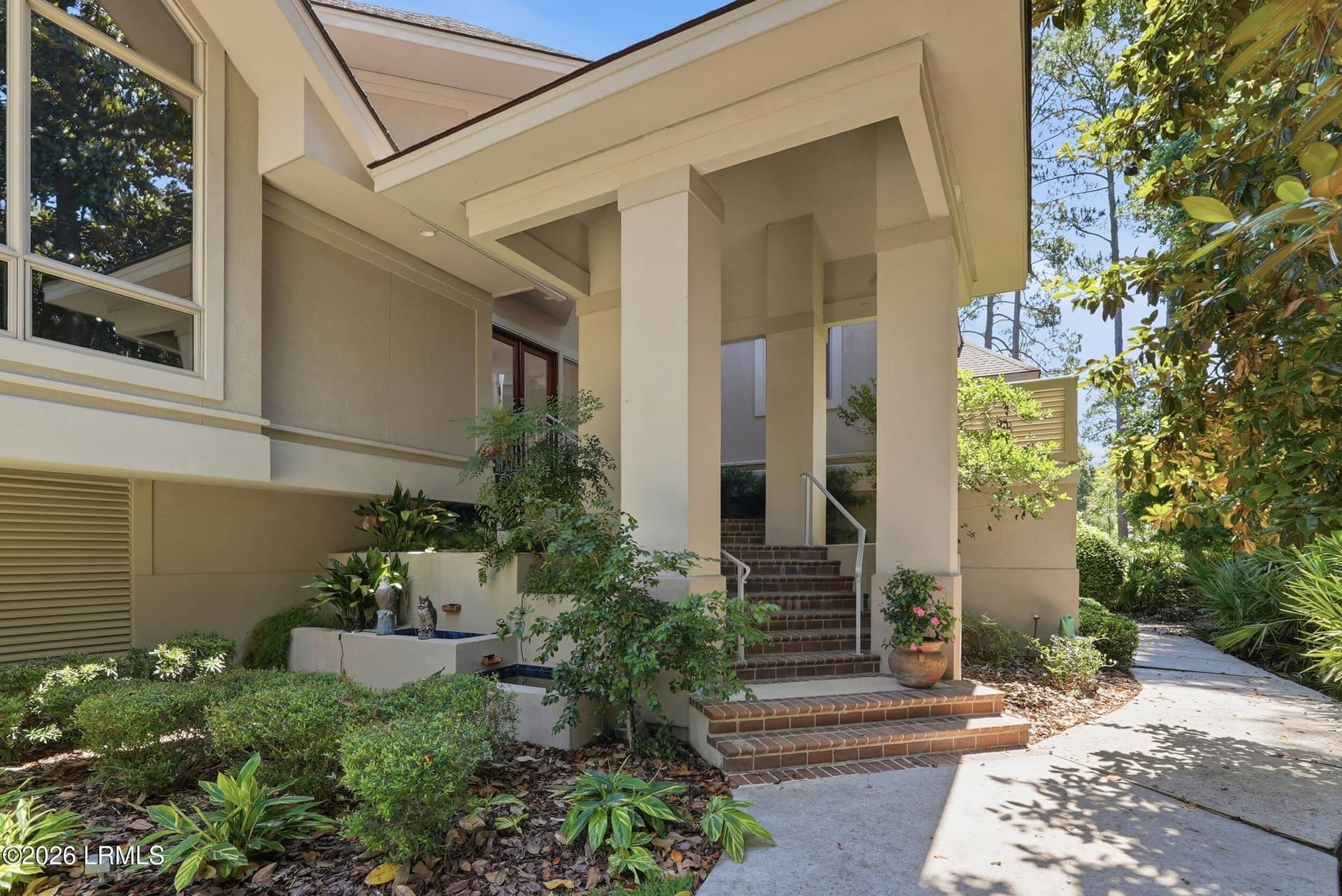 14 Mckays Point Road, Hilton Head Island, SC 29928 — photo 2 of 63