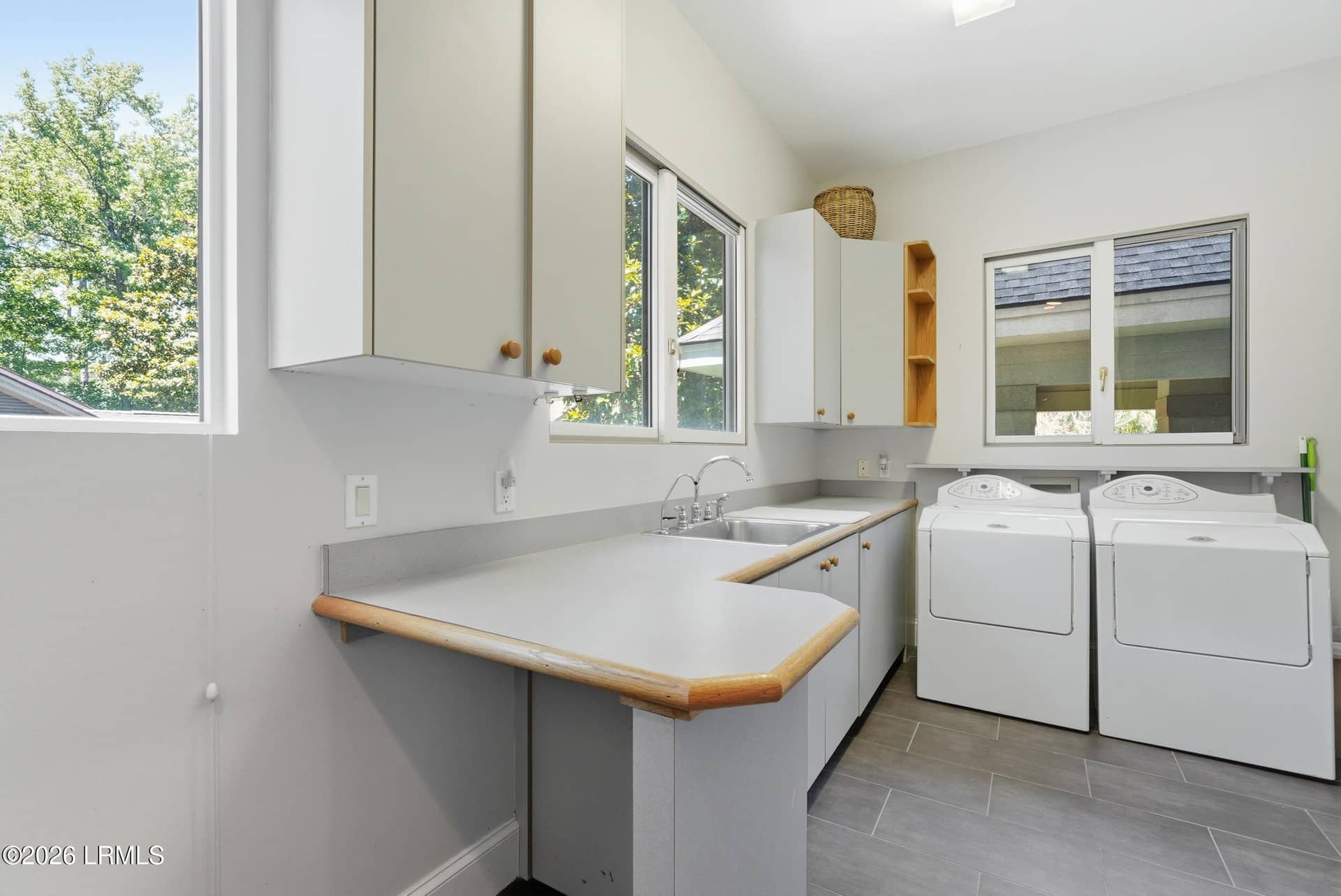 14 Mckays Point Road, Hilton Head Island, SC 29928 — photo 17 of 63
