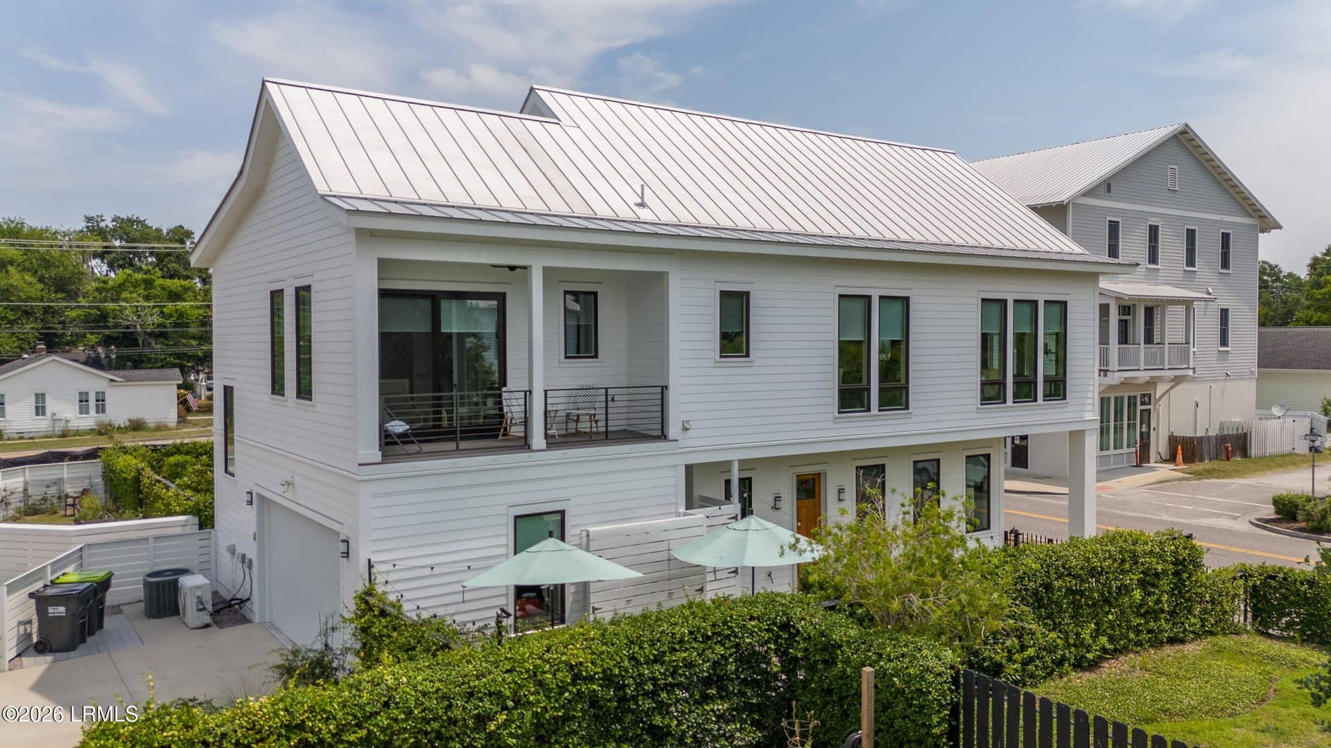 706 Bladen Street, Beaufort, SC 29902 — photo 4 of 71