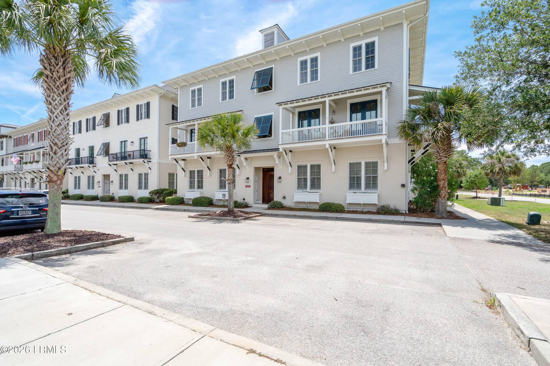 2 Abbey Row 2b, Beaufort, SC 29906 — photo 2 of 81