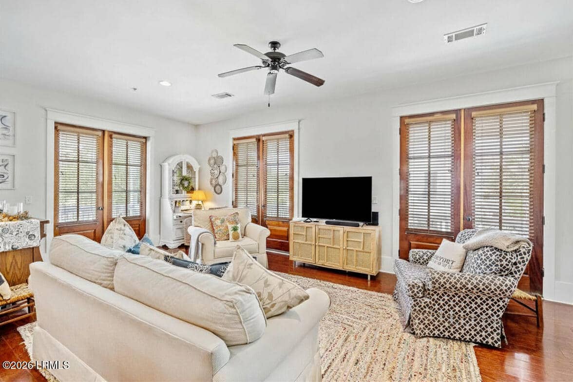 2 Abbey Row 2b, Beaufort, SC 29906 — photo 6 of 81