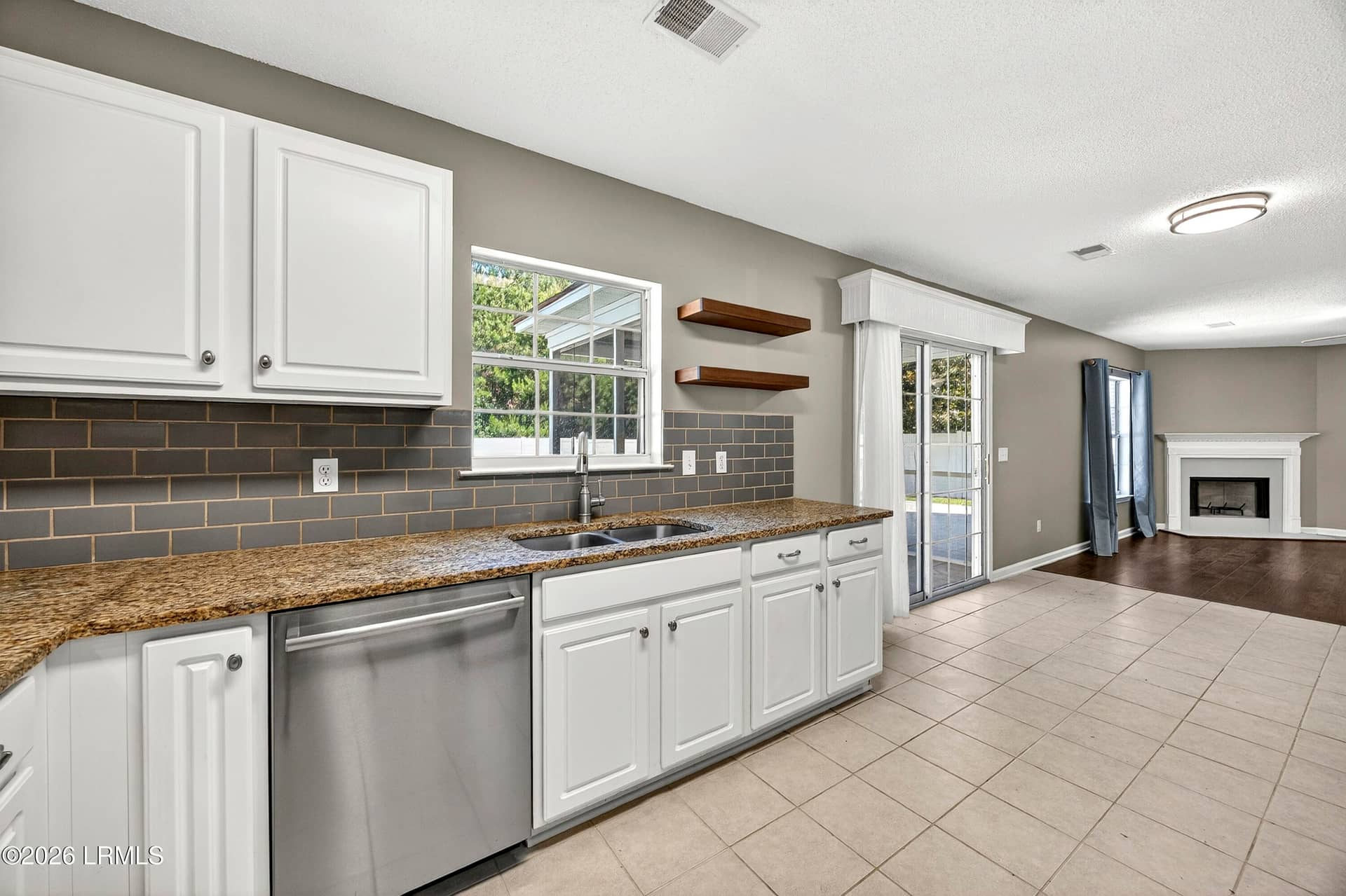 41 Lakeside Drive, Bluffton, SC 29910 — photo 12 of 52