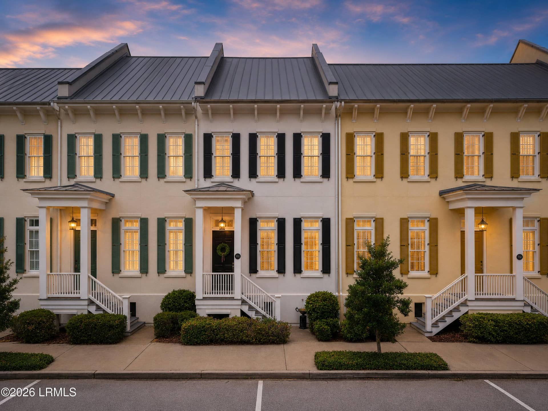 14 Assembly Row B, Beaufort, SC 29906 — photo 2 of 50