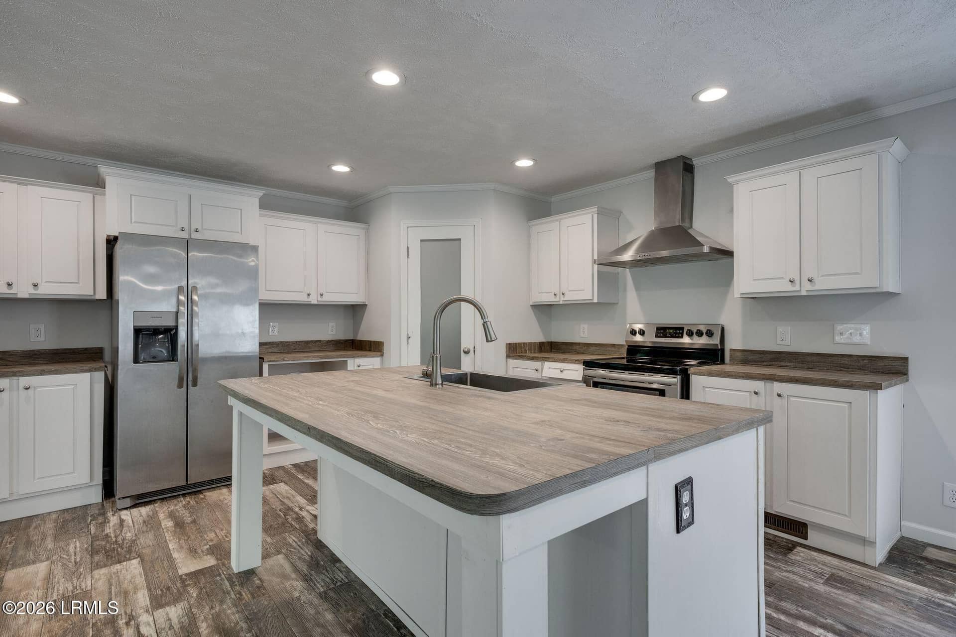 293 Meredith Road, Ridgeland, SC 29936 — photo 8 of 33