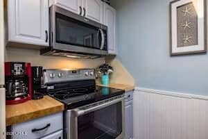 170 Beach Club Villa Drive 170, Fripp Island, SC 29920 — photo 13 of 24