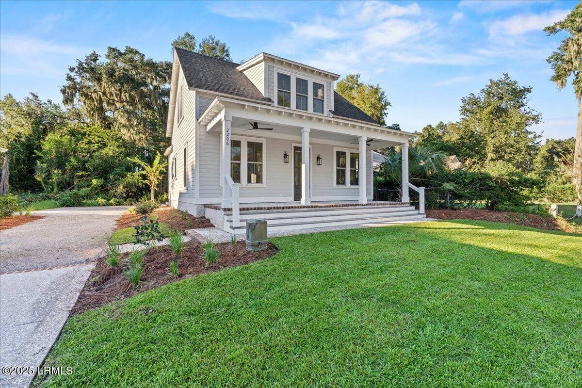 2206 National Street, Beaufort, SC 29902 — photo 2 of 20