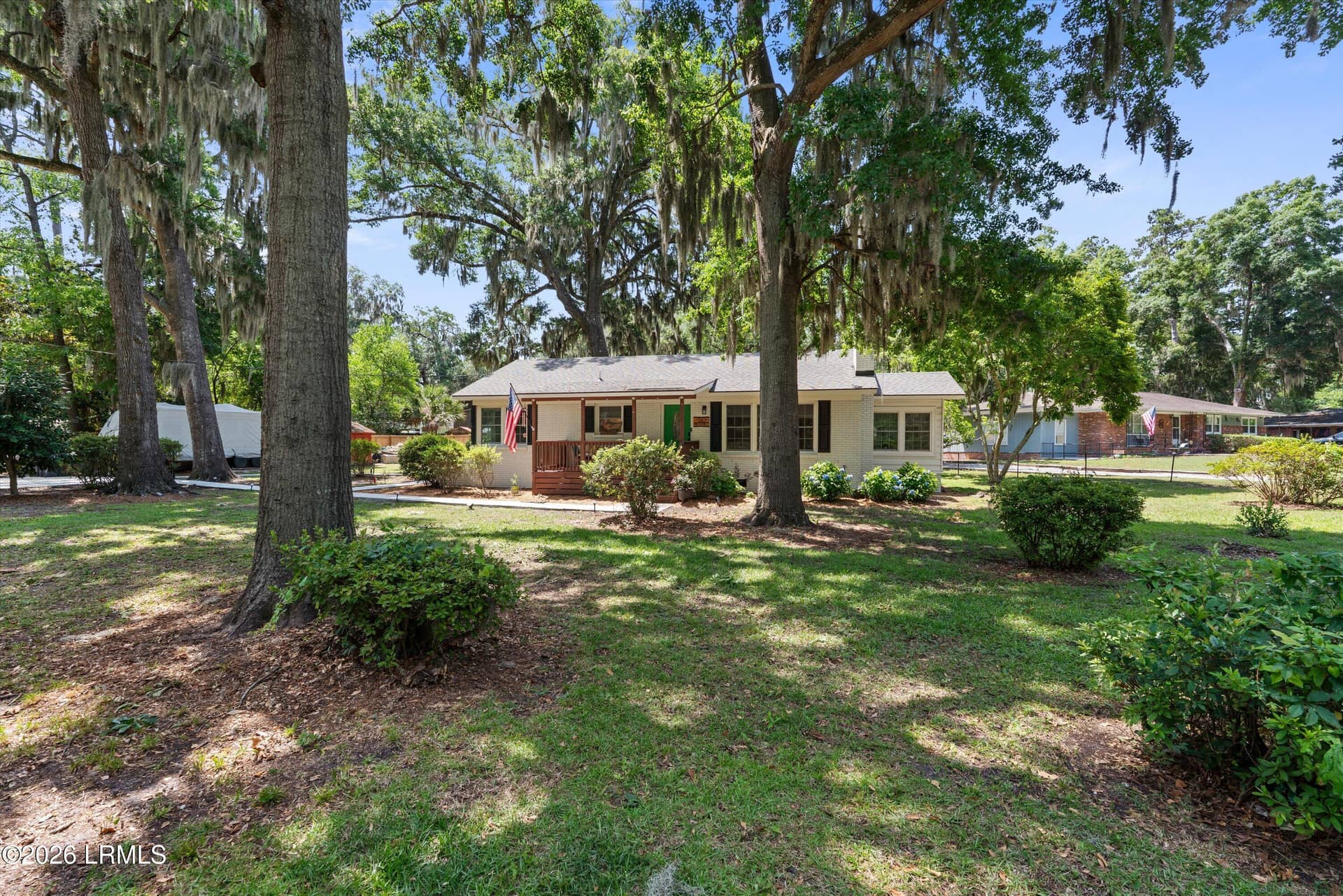 2420 Pine Court N, Beaufort, SC 29902 — photo 2 of 35