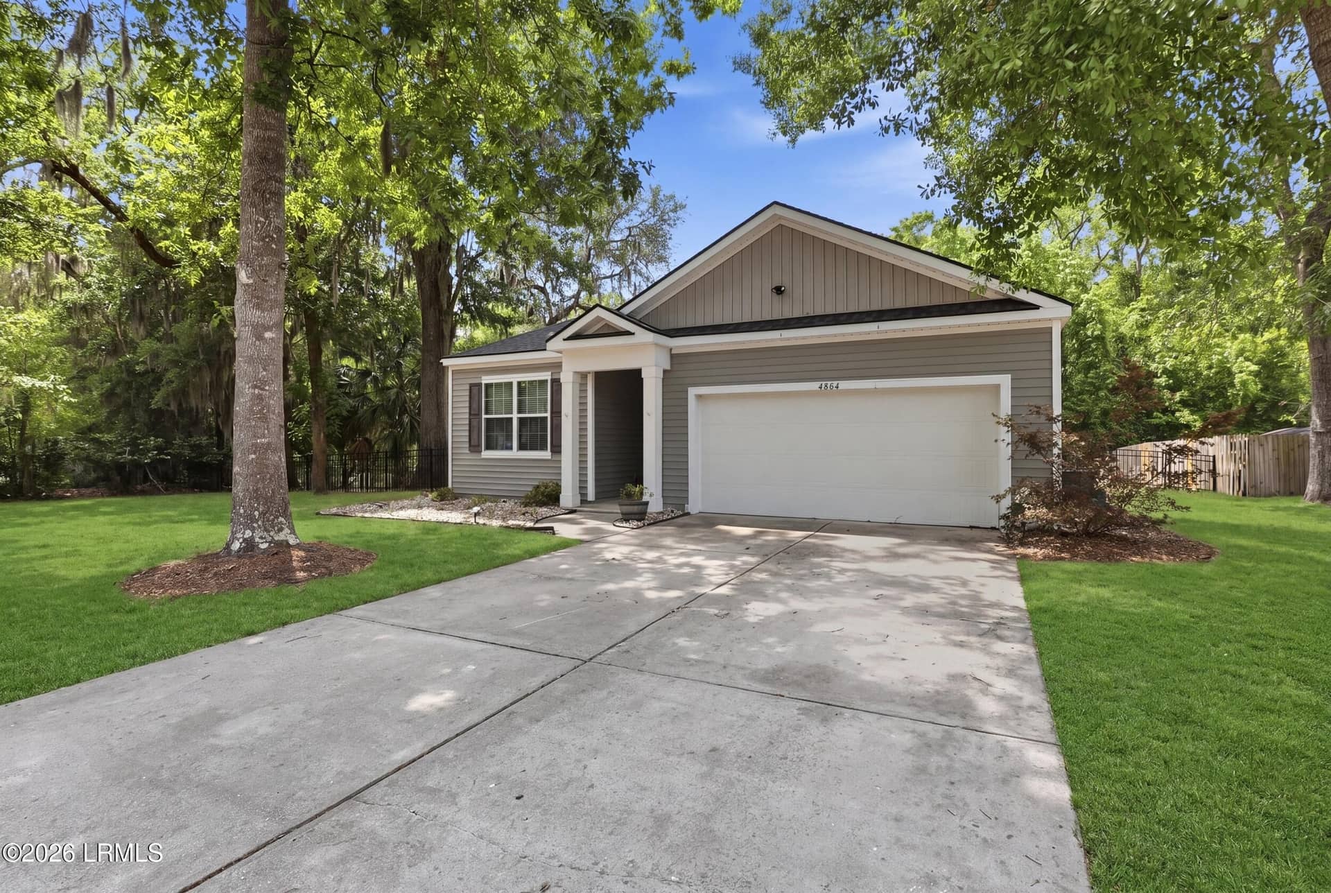 4864 Breeze Way, Beaufort, SC 29907 — photo 2 of 37
