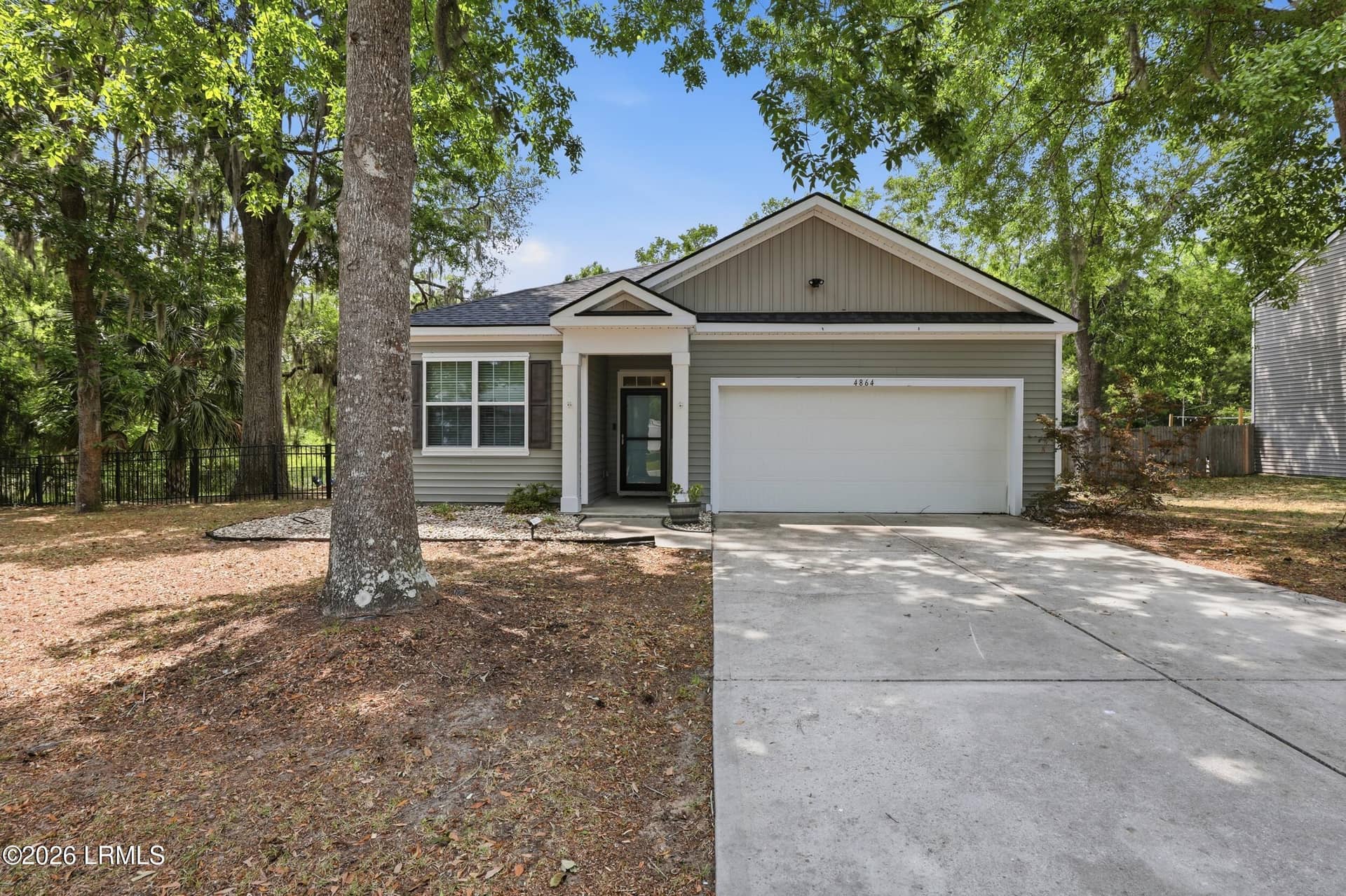 4864 Breeze Way, Beaufort, SC 29907 — photo 4 of 37