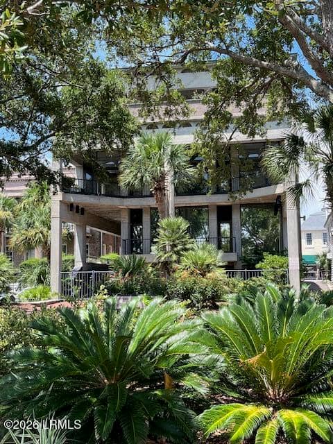 916 Bay Street, Beaufort, SC 29902 — photo 2 of 38