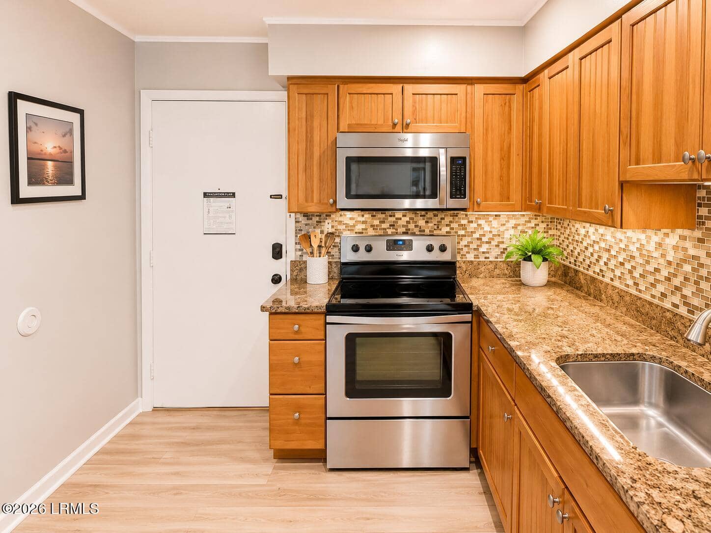 45 Folly Field Road 11j, Hilton Head Island, SC 29928 — photo 5 of 33