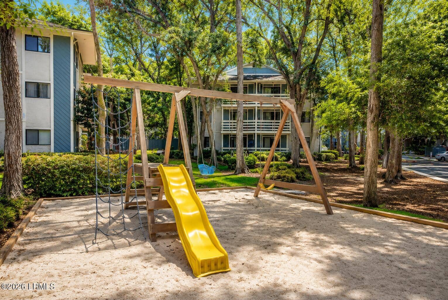 45 Folly Field Road 11j, Hilton Head Island, SC 29928 — photo 30 of 33