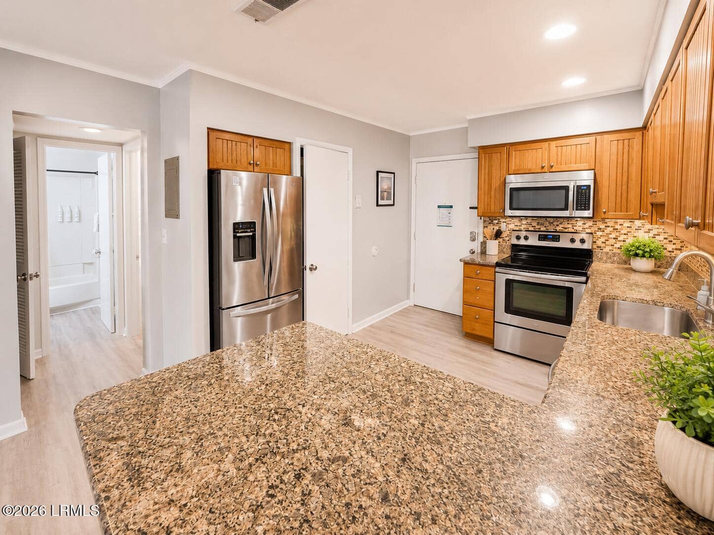 45 Folly Field Road 11j, Hilton Head Island, SC 29928 — photo 4 of 33