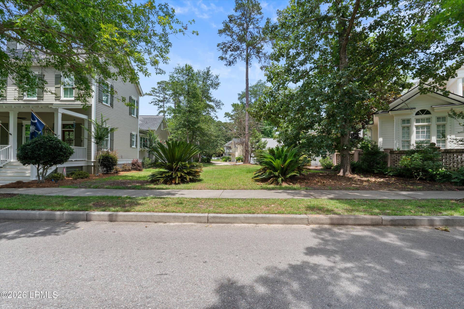 5 Bishop Road, Beaufort, SC 29906 — photo 2 of 29