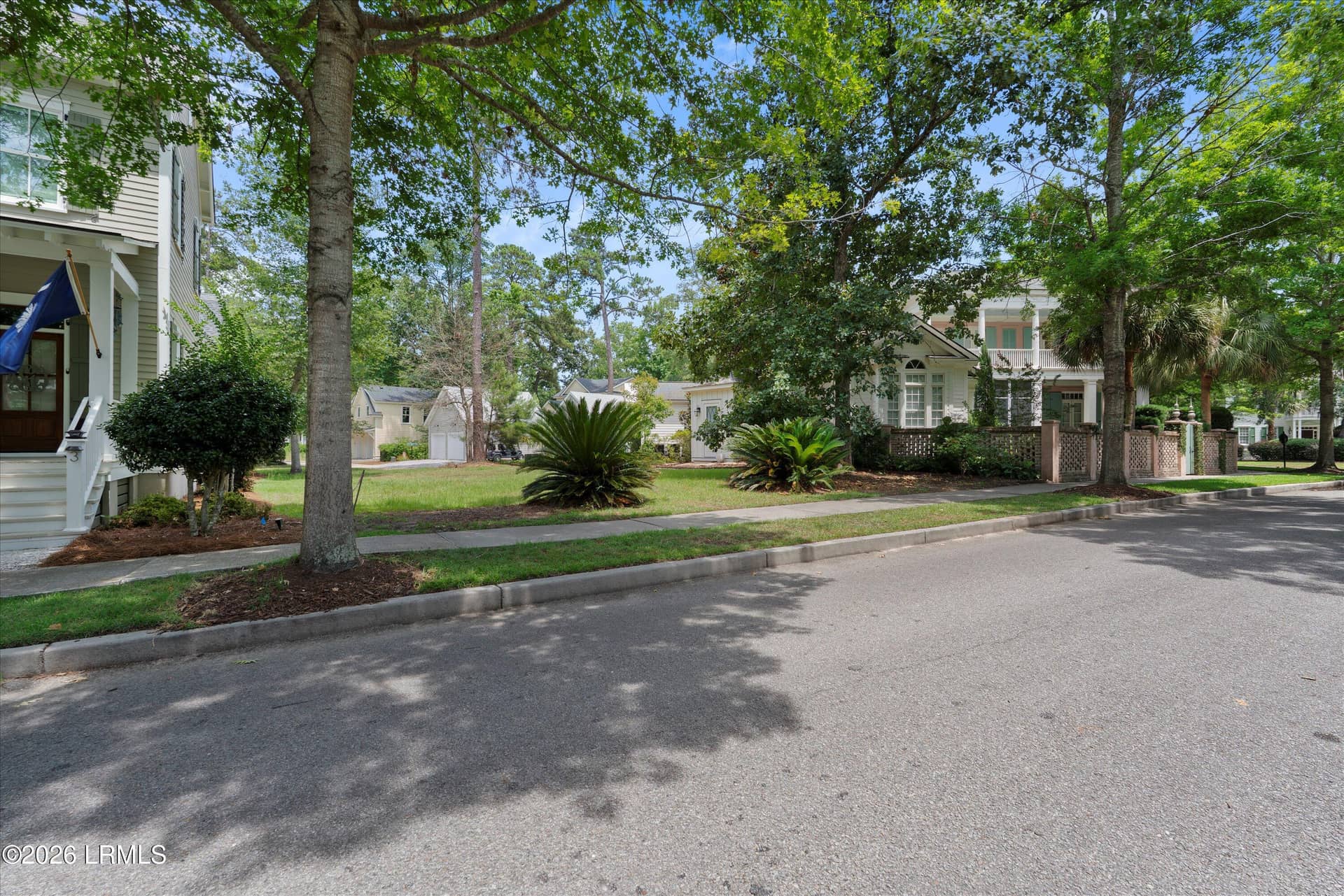 5 Bishop Road, Beaufort, SC 29906 — photo 3 of 29