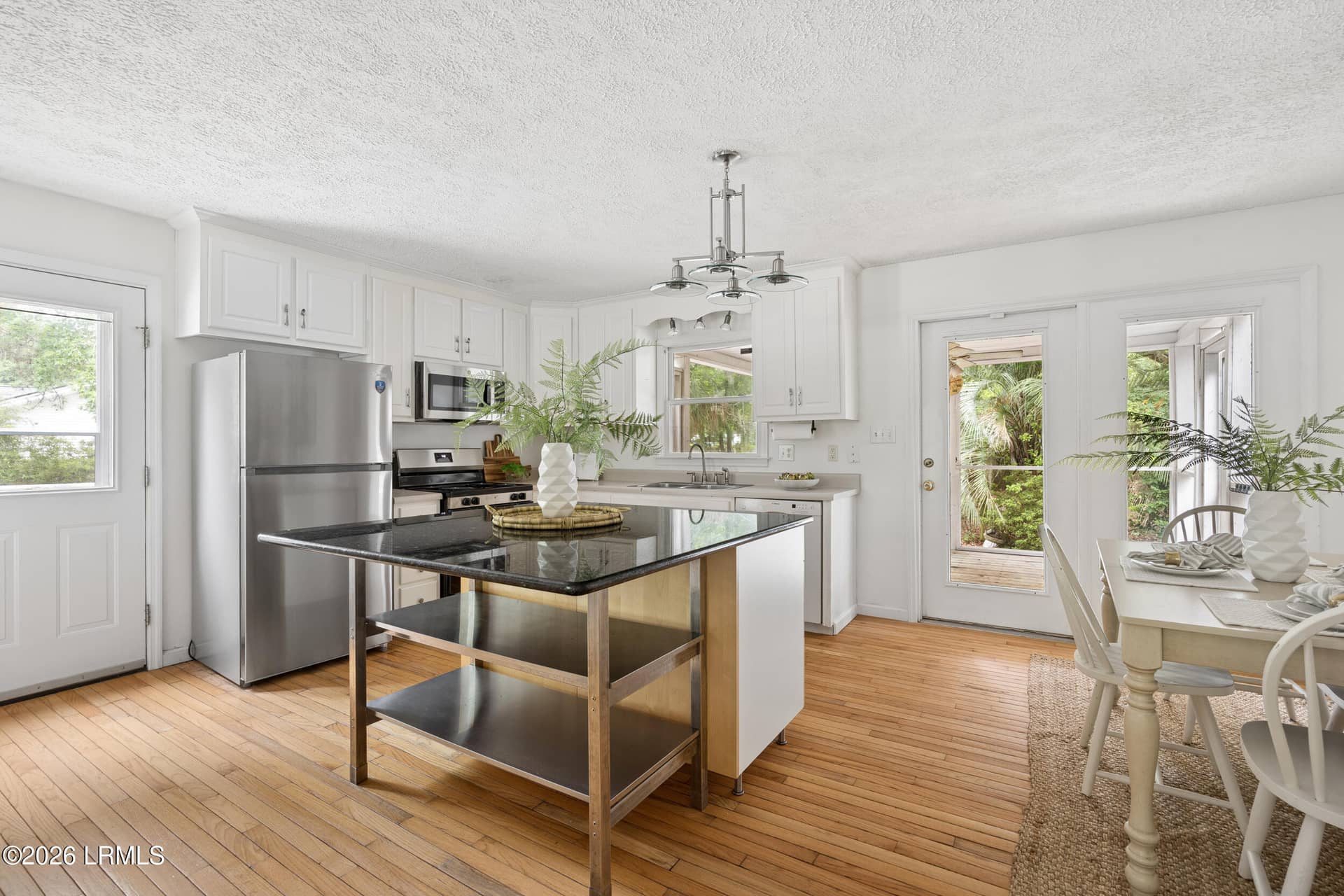 815 Sams Point Road, Beaufort, SC 29907 — photo 11 of 34