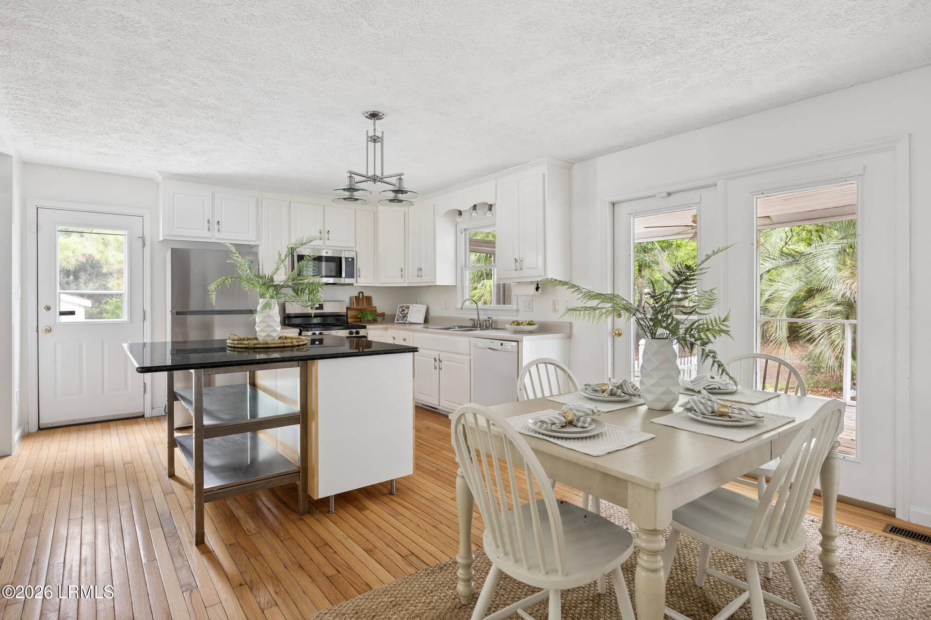 815 Sams Point Road, Beaufort, SC 29907 — photo 10 of 34
