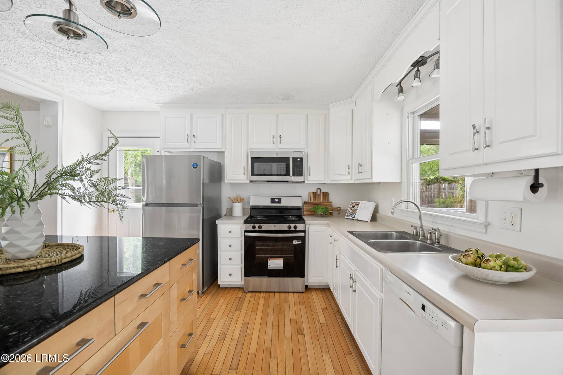 815 Sams Point Road, Beaufort, SC 29907 — photo 12 of 34