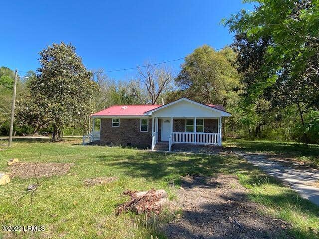 1256 Kings Highway, Yemassee, SC 29945 — photo 10 of 11