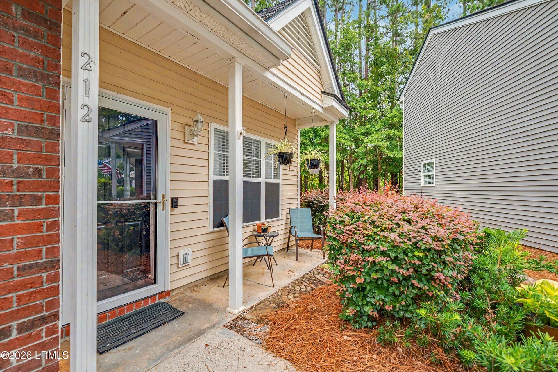 212 North Circle, Bluffton, SC 29910 — photo 3 of 40