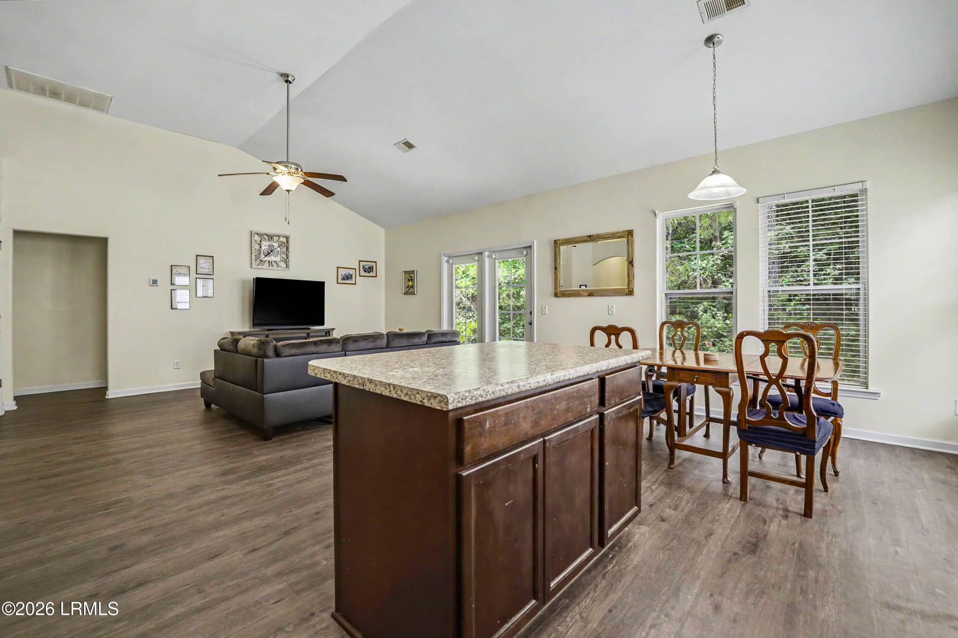 147 Okatie Park Circle E, Ridgeland, SC 29936 — photo 11 of 35