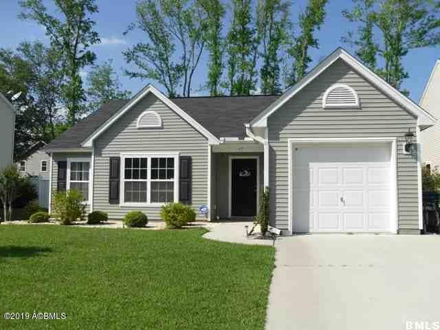 17 Harbison Place, Port Royal, SC 29906