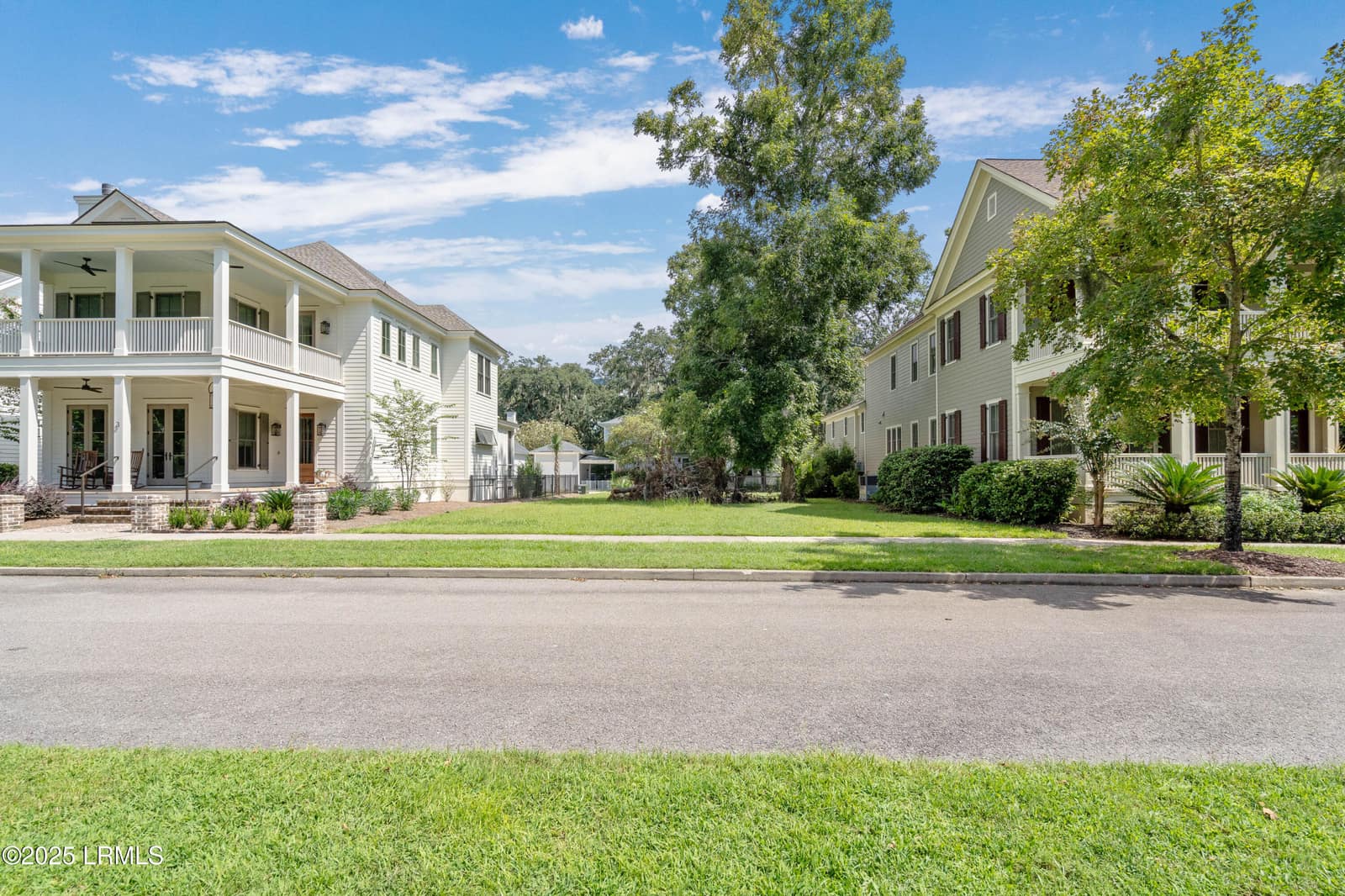 5 E Manor, Beaufort, SC 29906 — photo 1 of 21