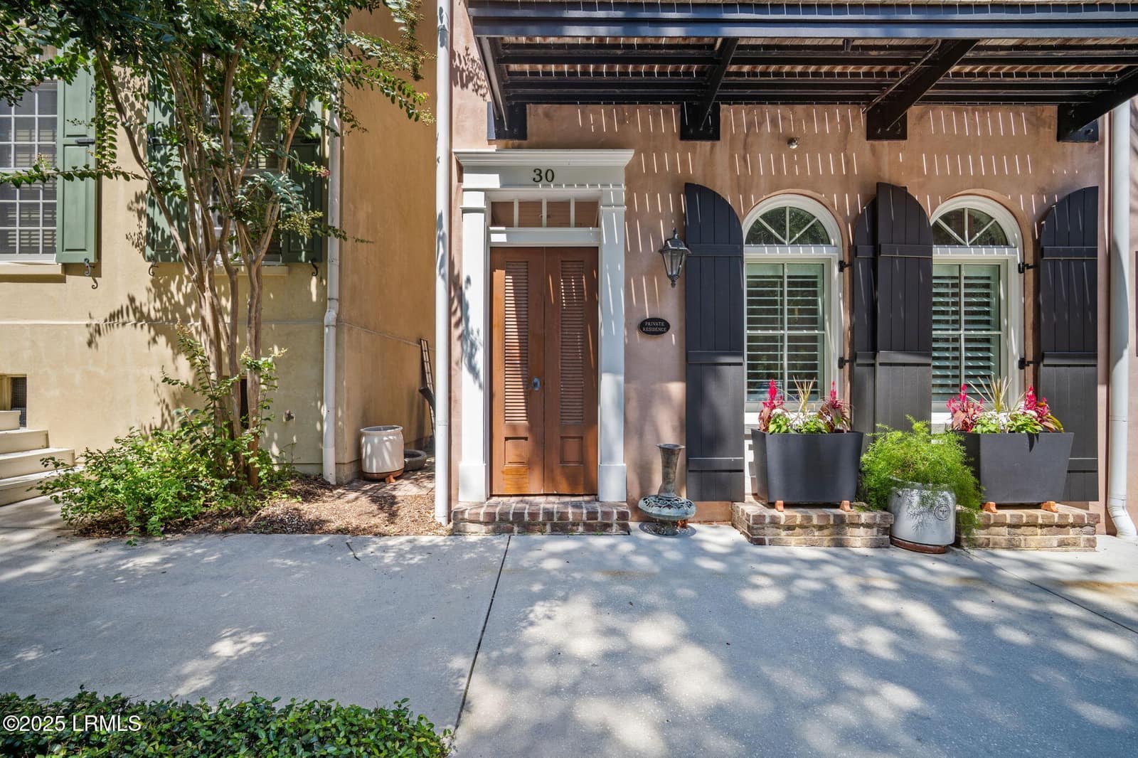 30 Market, Beaufort, SC 29906 — photo 1 of 65