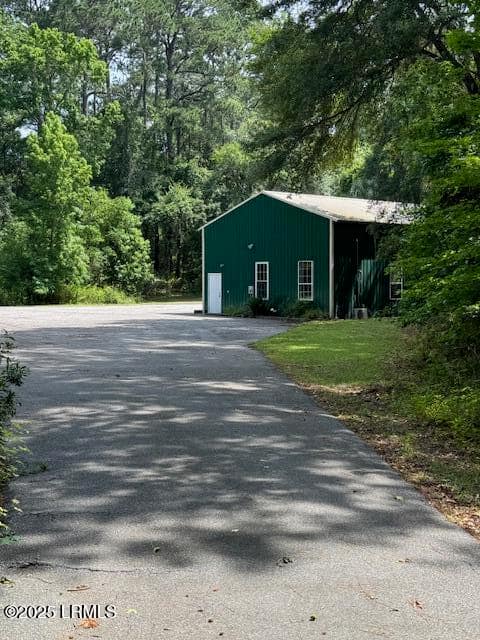 216 Grober Hill Road, Beaufort, SC 29906 — photo 1 of 22