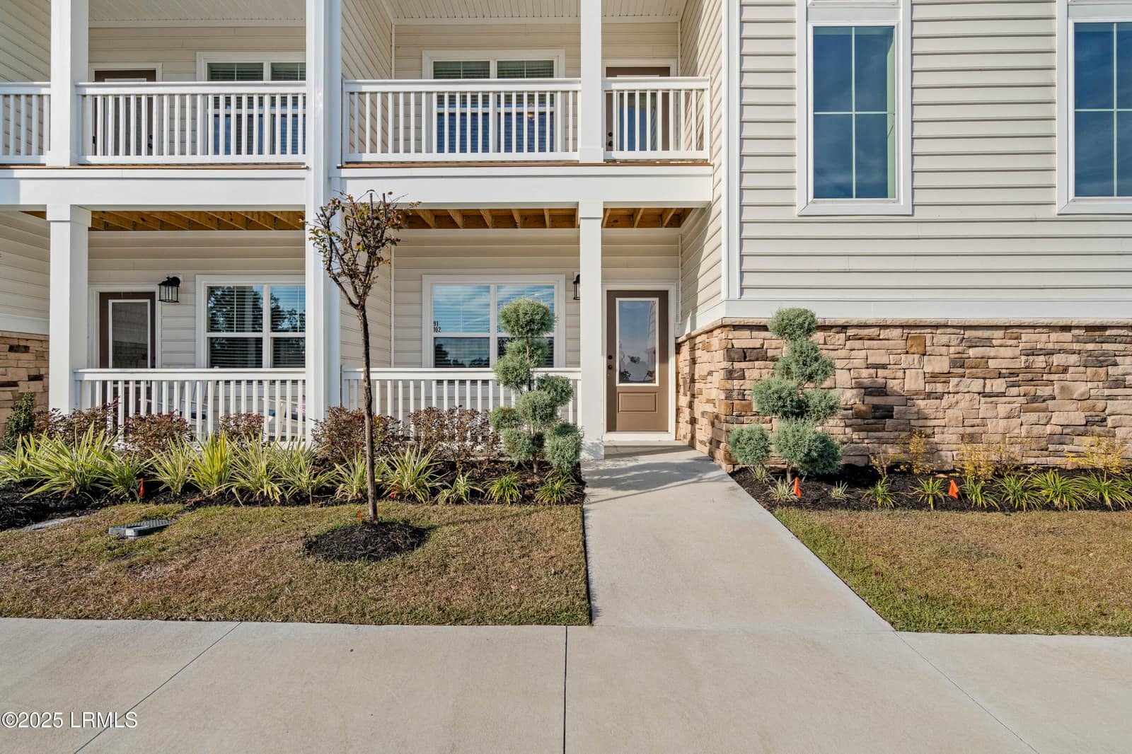 91 Silver Street 102, Ridgeland, SC 29936 — photo 1 of 34