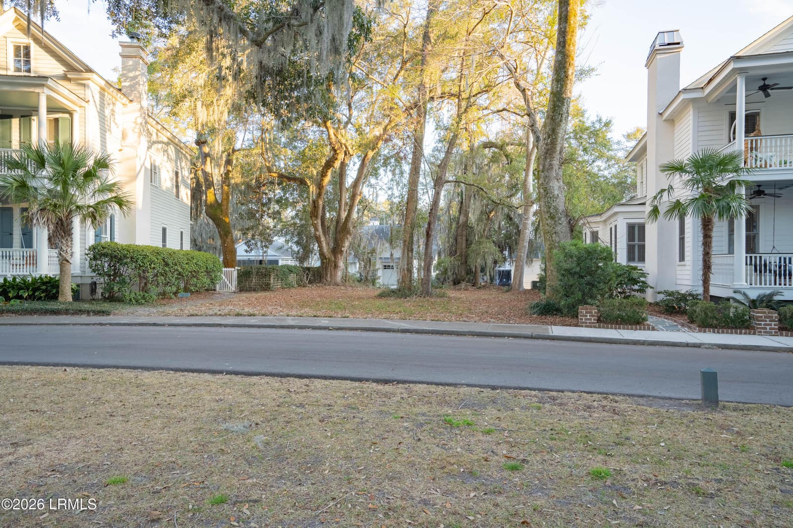 52 Grace Park, Beaufort, SC 29906 — photo 1 of 19