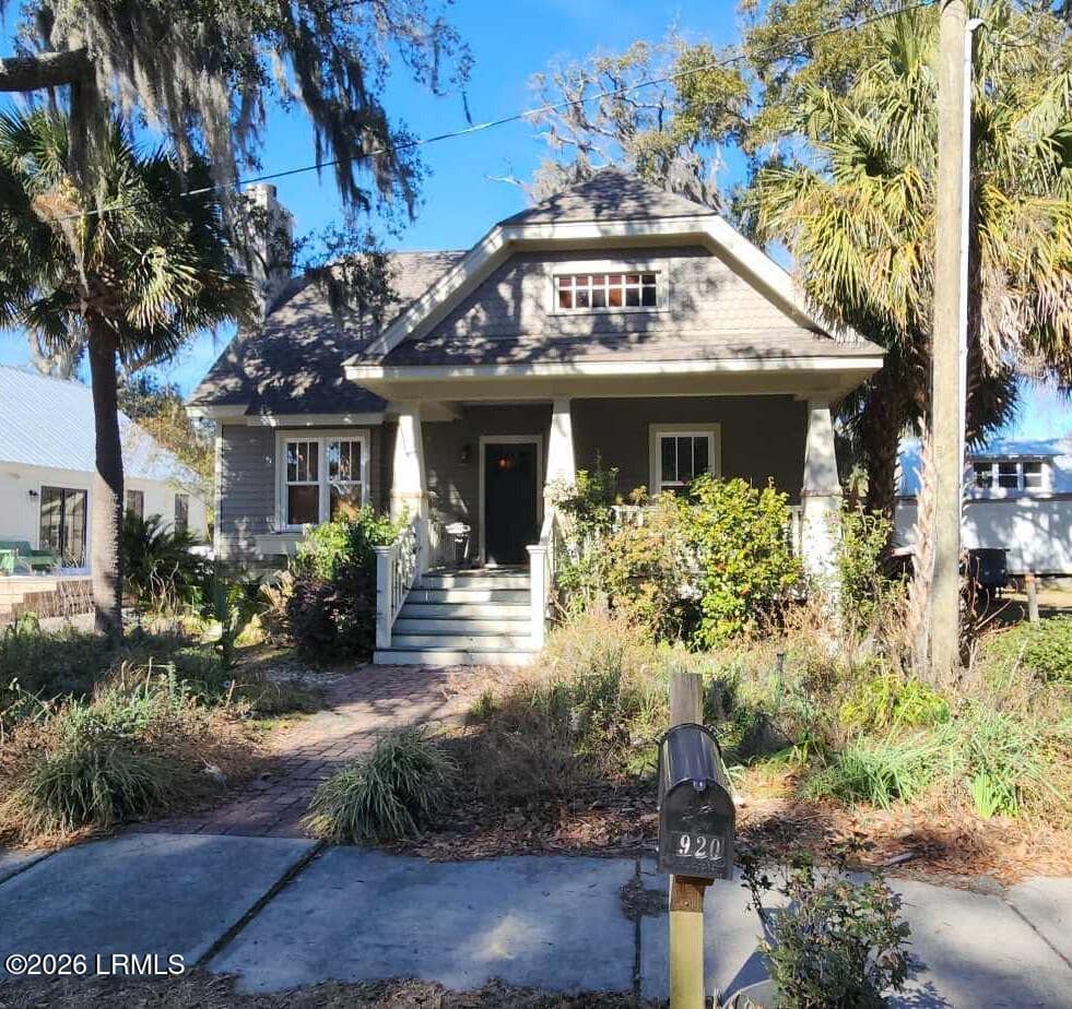 920 10th Street, Port Royal, SC 29935 — photo 1 of 32